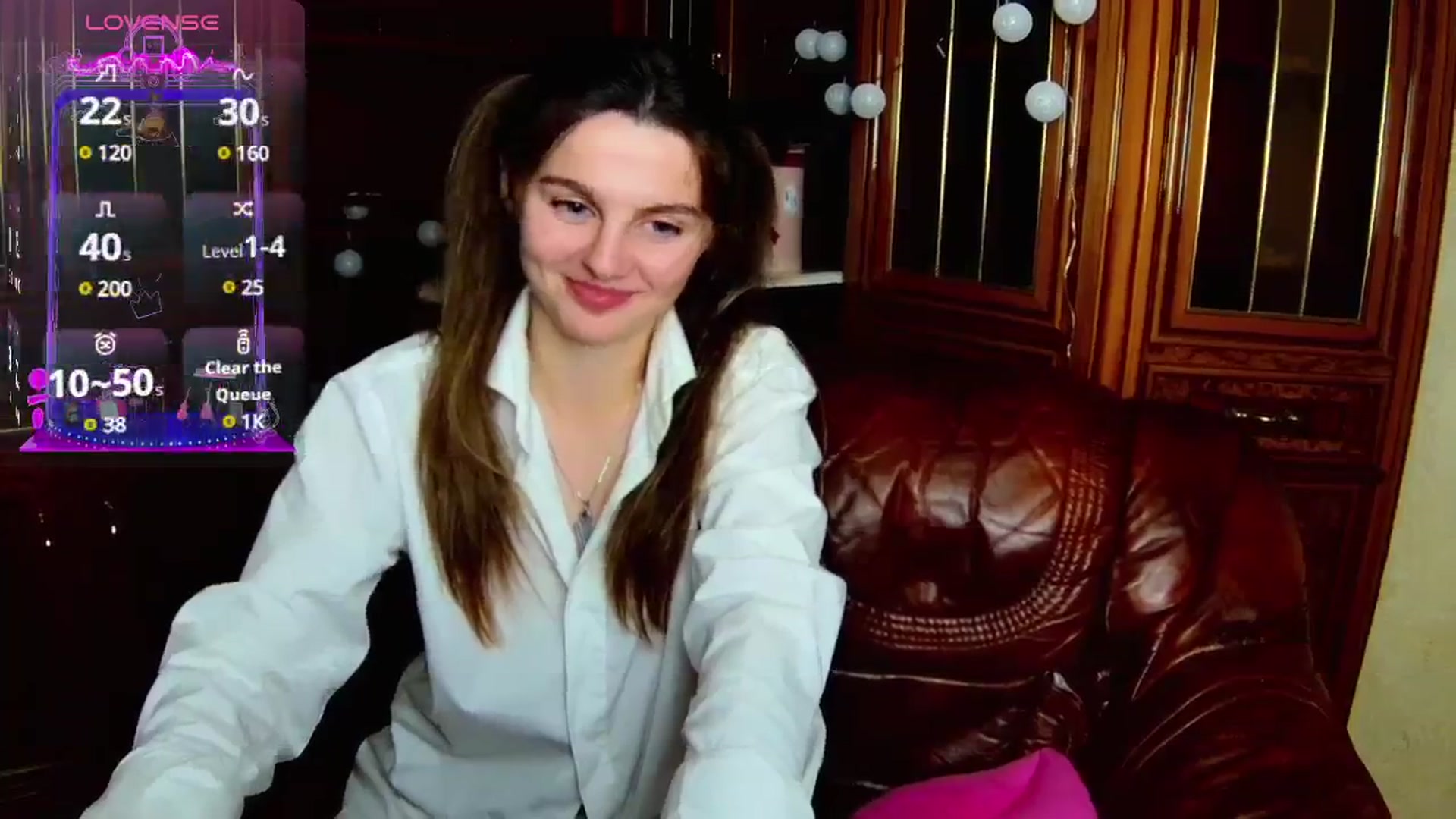 Gallery image thumbnail from MoliDrest's myfreecams stream on, 11/26/2024, 17:34 image 16 of 20