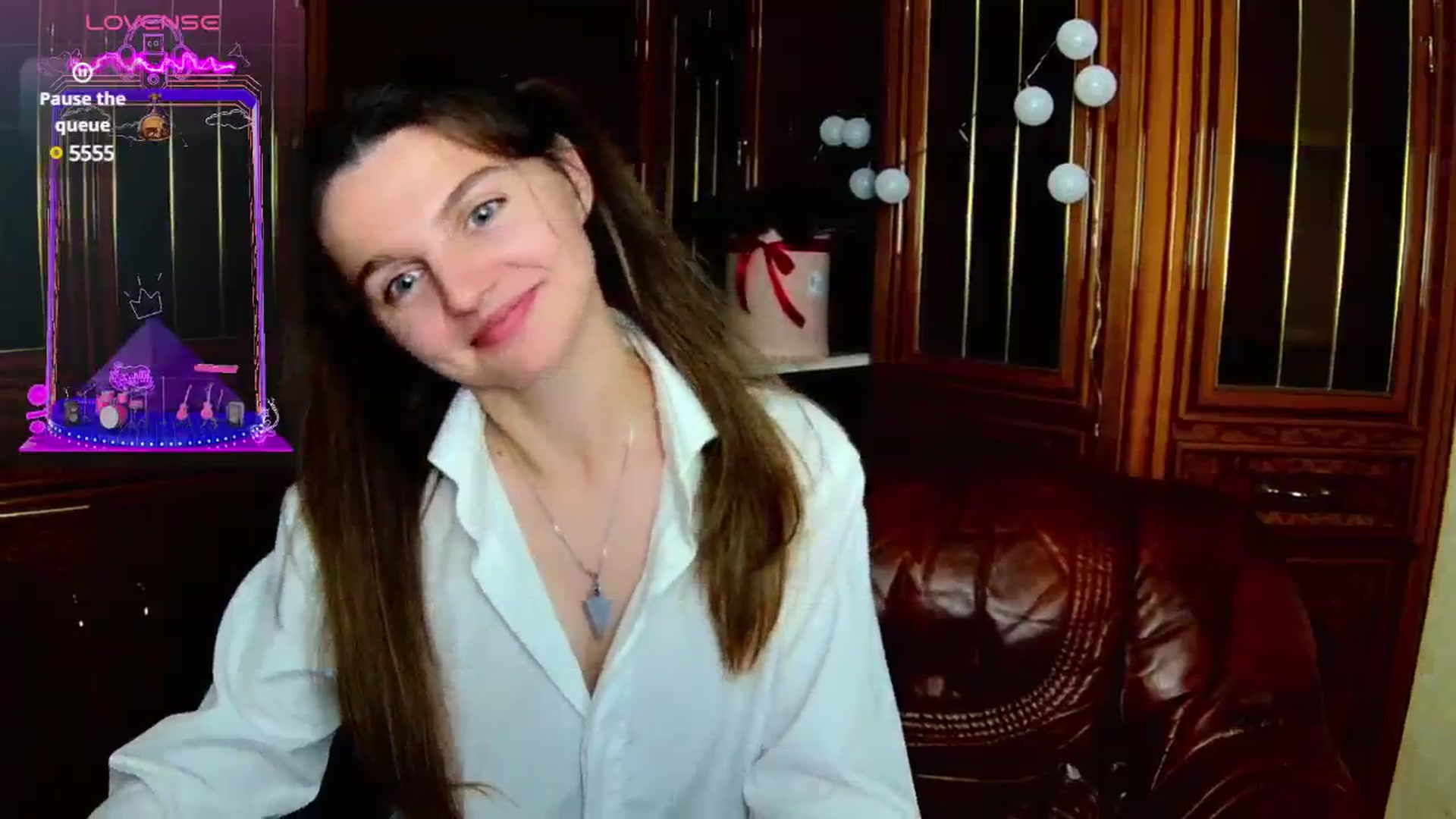 Gallery image thumbnail from MoliDrest's myfreecams stream on, 11/26/2024, 17:34 image 20 of 20