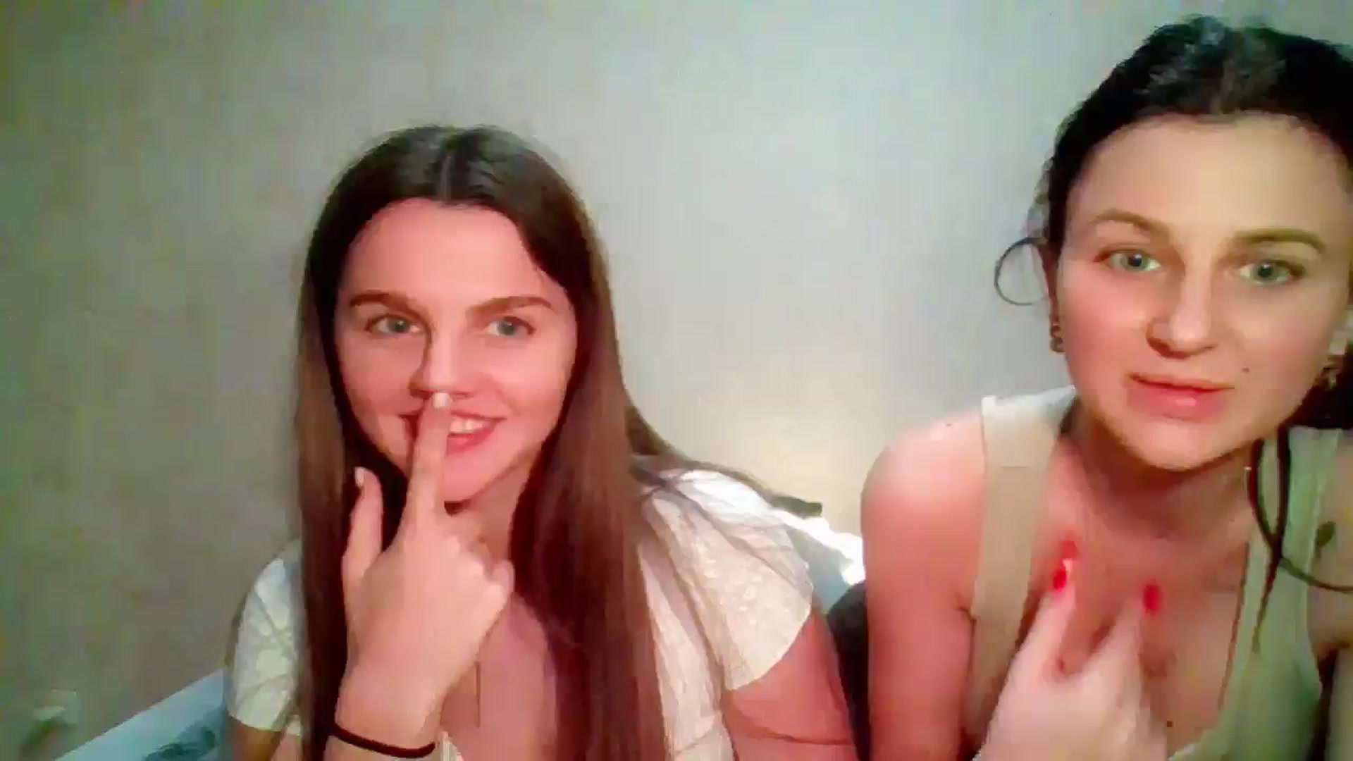 Gallery image thumbnail from MoliDrest's myfreecams stream on, 11/28/2024, 18:17 image 7 of 20