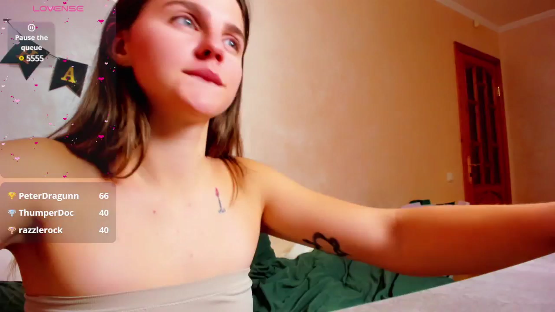 Gallery image thumbnail from MoliDrest's myfreecams stream on, 12/25/2024, 02:31 image 14 of 20
