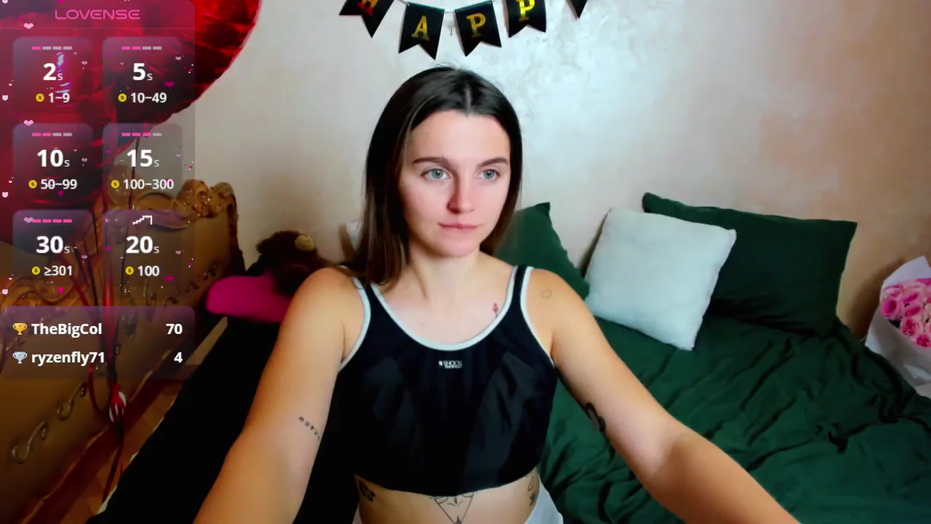 Gallery image thumbnail from MoliDrest's myfreecams stream on, 12/25/2024, 14:15 image 18 of 20
