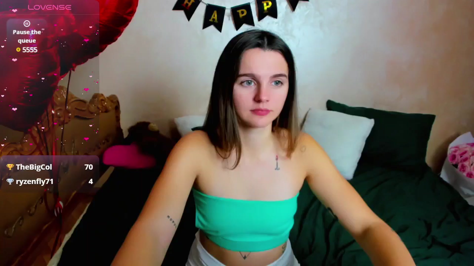 Gallery image thumbnail from MoliDrest's myfreecams stream on, 12/25/2024, 15:15 image 2 of 20