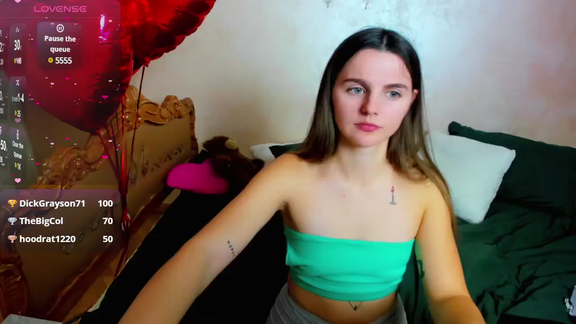 Gallery image thumbnail from MoliDrest's myfreecams stream on, 12/25/2024, 17:23 image 4 of 20