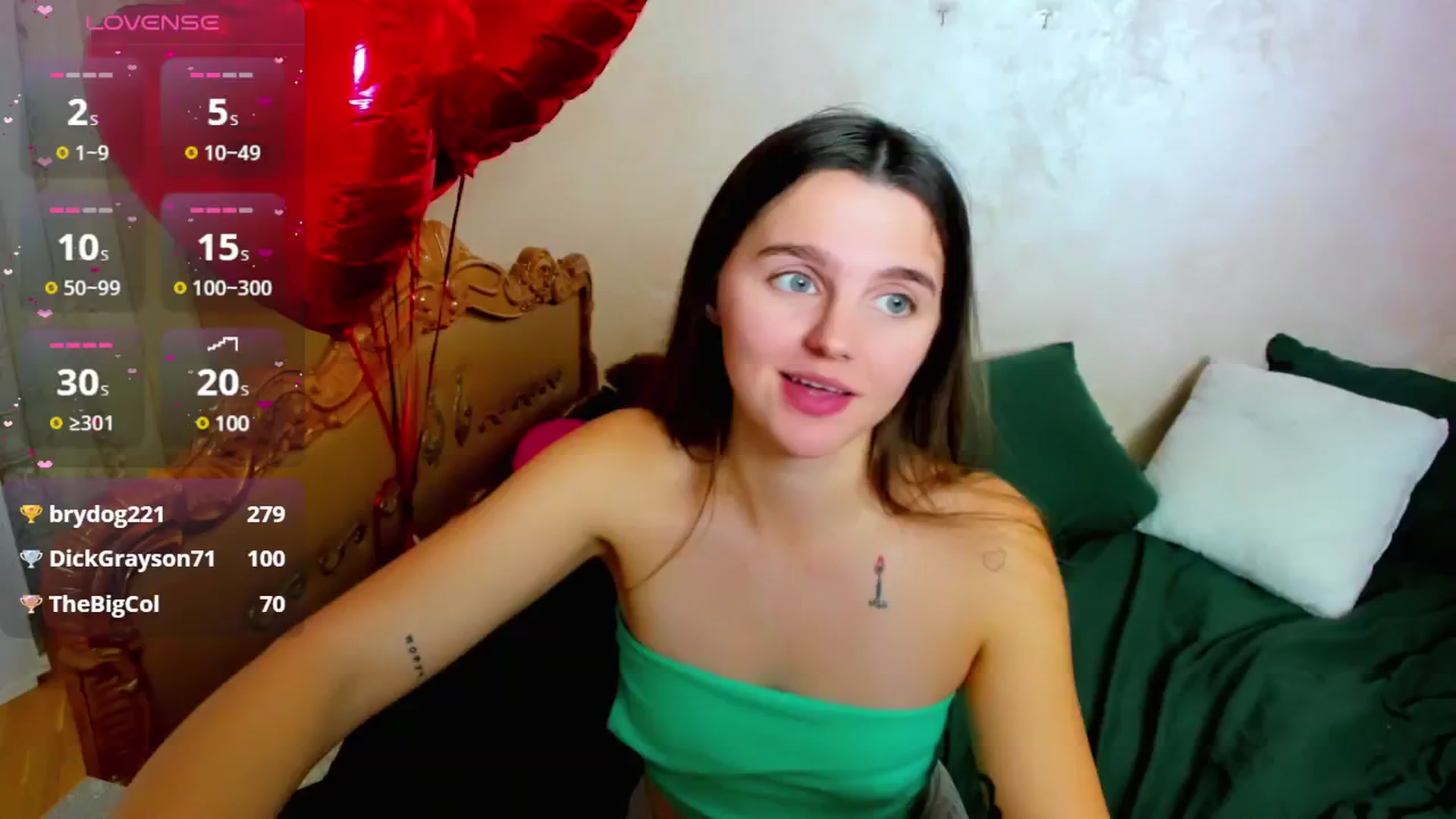 Gallery image thumbnail from MoliDrest's myfreecams stream on, 12/25/2024, 17:23 image 7 of 20