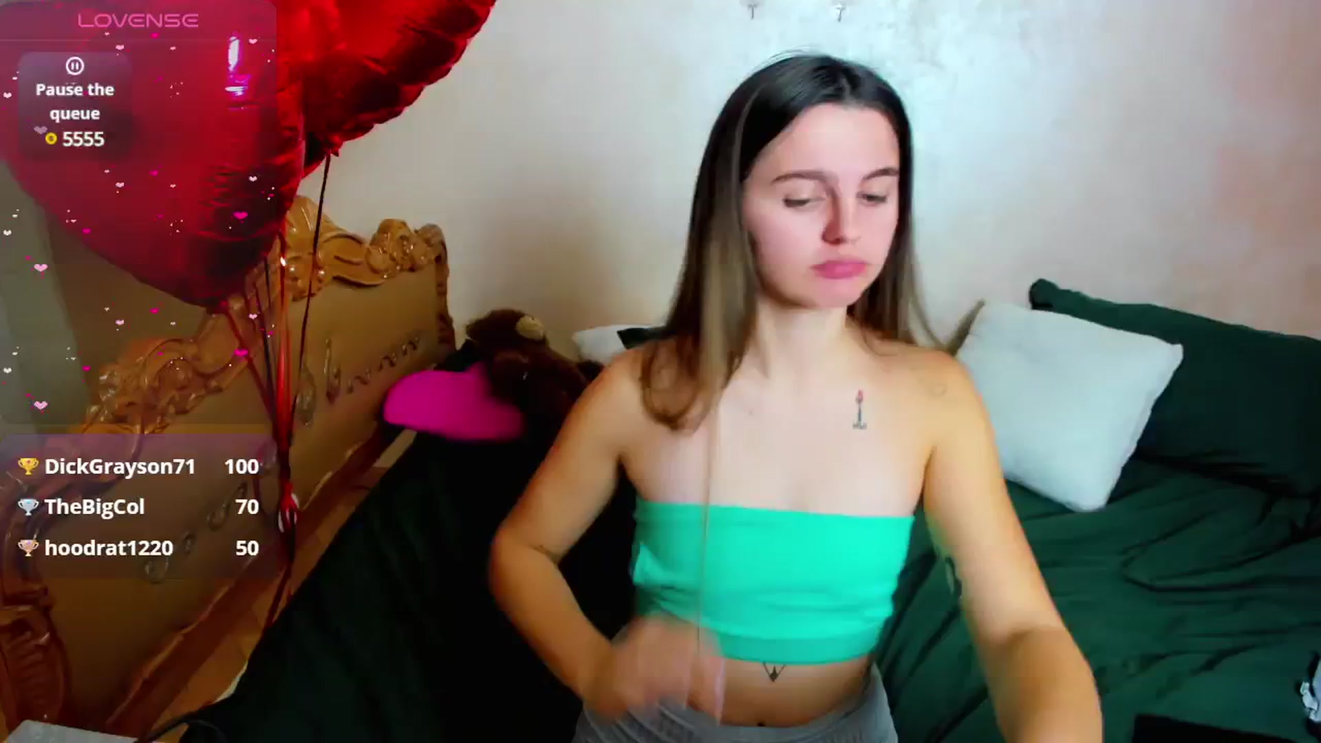 Gallery image thumbnail from MoliDrest's myfreecams stream on, 12/25/2024, 17:23 image 2 of 20