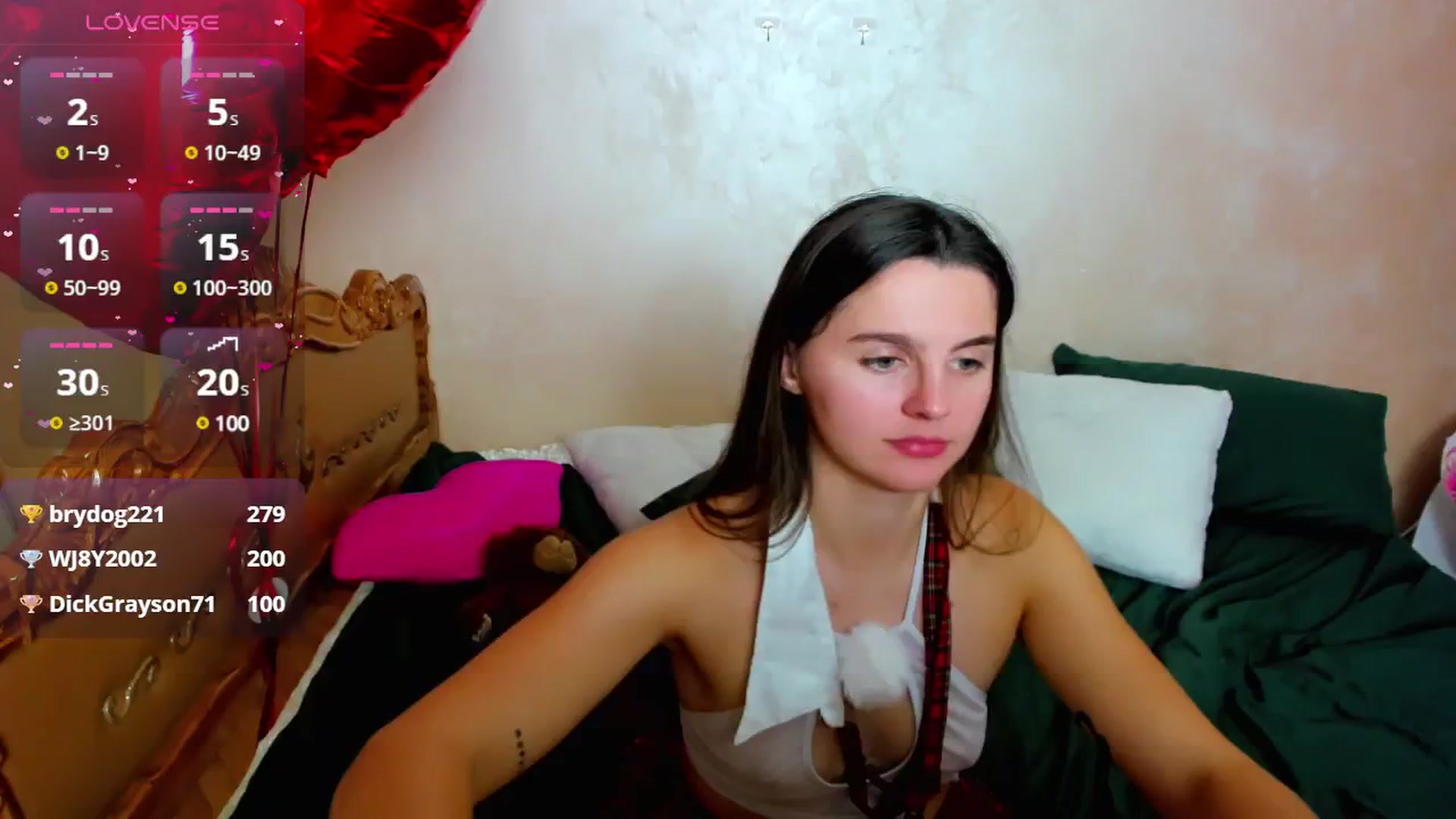 Gallery image thumbnail from MoliDrest's myfreecams stream on, 12/25/2024, 18:41 image 7 of 20