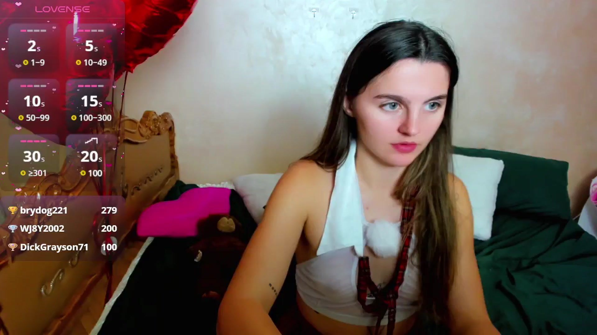 Gallery image thumbnail from MoliDrest's myfreecams stream on, 12/25/2024, 18:41 image 1 of 20