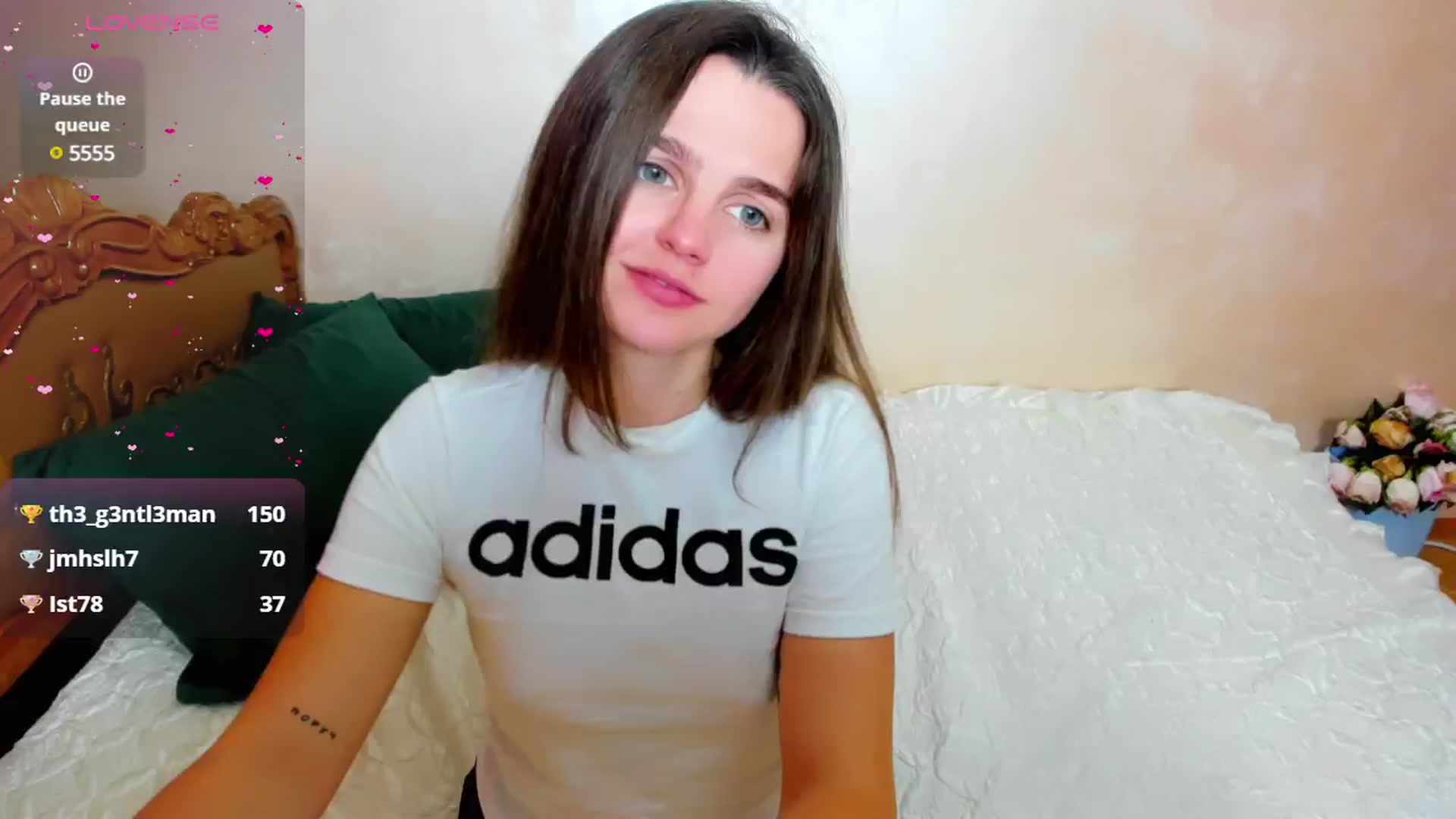 Gallery image thumbnail from MoliDrest's myfreecams stream on, 12/30/2024, 17:39 image 2 of 20