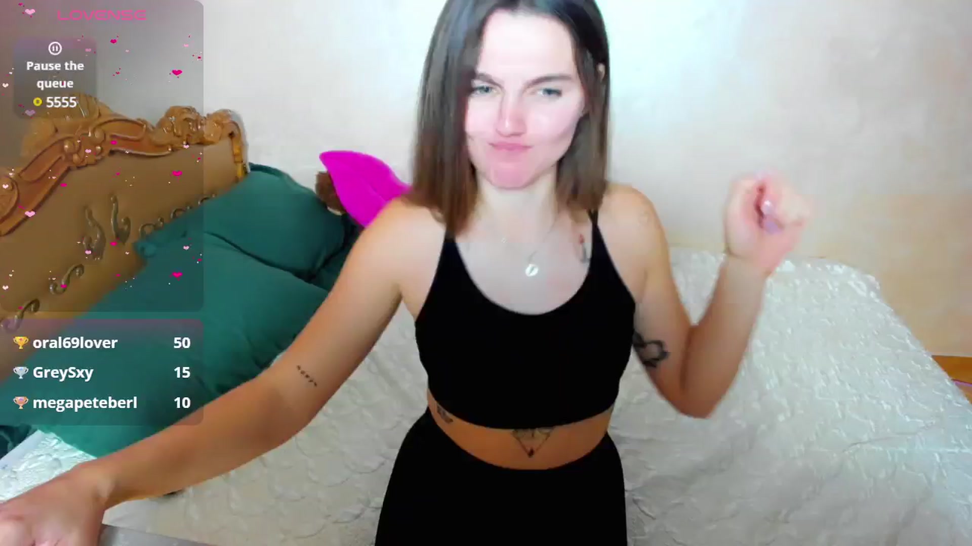 Gallery image thumbnail from MoliDrest's myfreecams stream on, 01/05/2025, 16:33 image 4 of 20