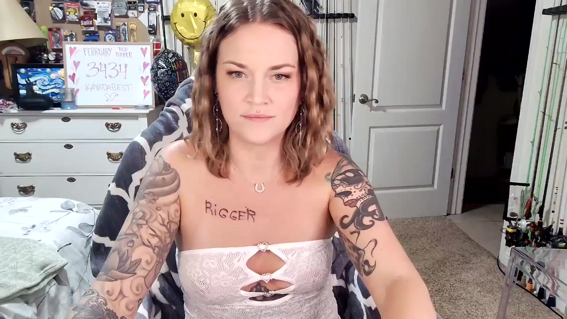 Gallery image thumbnail from MollieRose_'s myfreecams stream on, 02/19/2025, 04:30 image 14 of 20