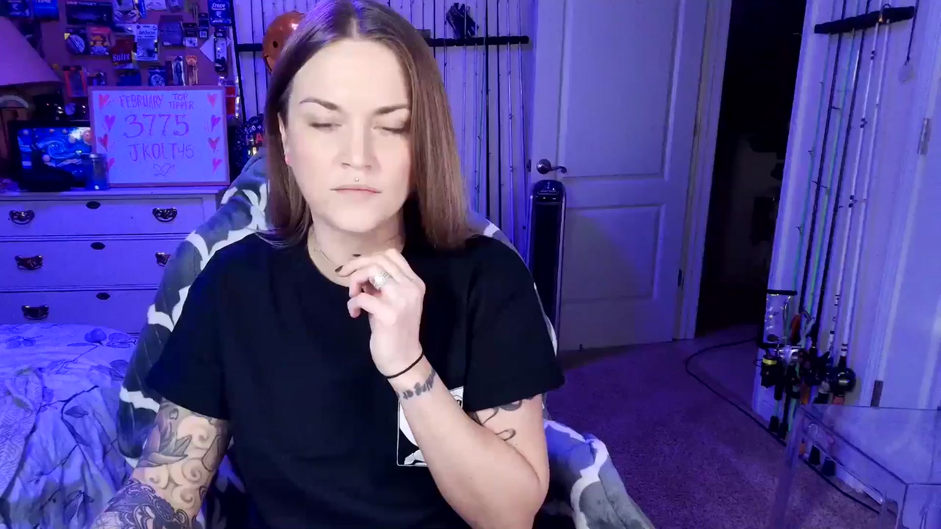 Gallery image thumbnail from MollieRose_'s myfreecams stream on, 02/21/2025, 04:39 image 2 of 20