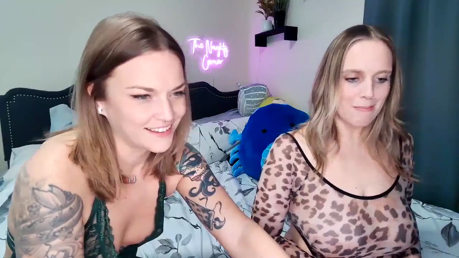 Gallery image thumbnail from MollieRose_'s myfreecams stream on, 02/26/2025, 03:03 image 2 of 20