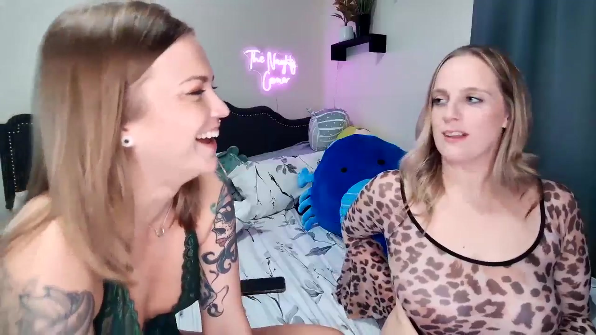 Gallery image thumbnail from MollieRose_'s myfreecams stream on, 02/26/2025, 03:03 image 4 of 20