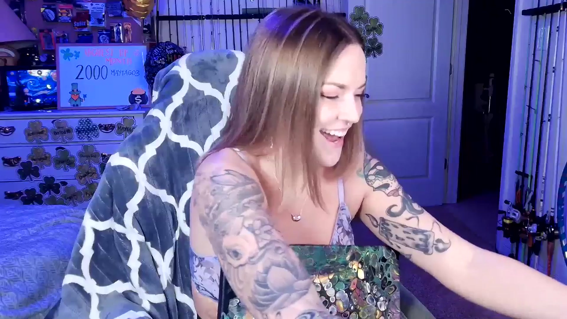 Gallery image thumbnail from MollieRose_'s myfreecams stream on, 03/08/2025, 01:55 image 8 of 20
