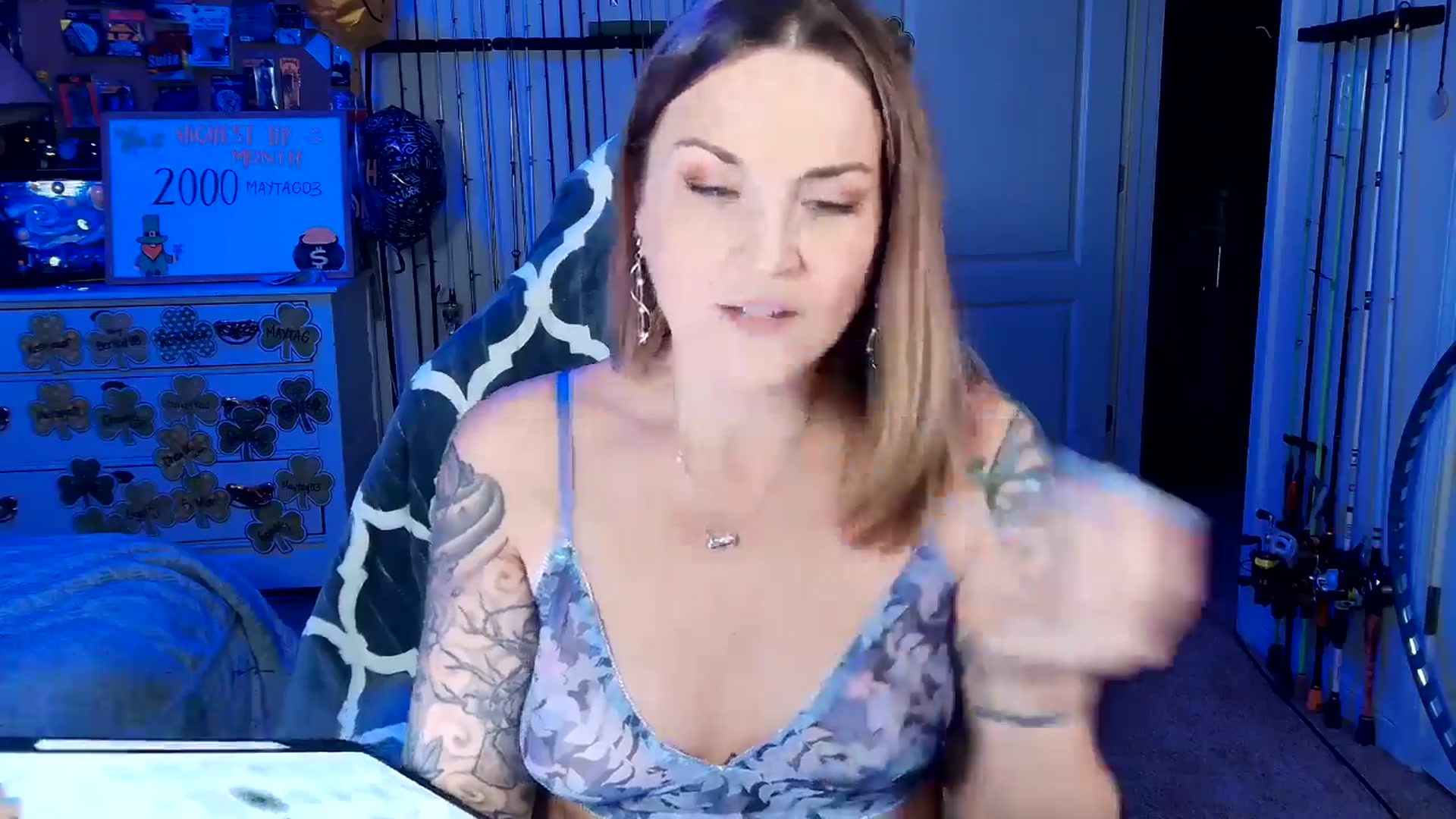 Gallery image thumbnail from MollieRose_'s myfreecams stream on, 03/08/2025, 01:55 image 4 of 20
