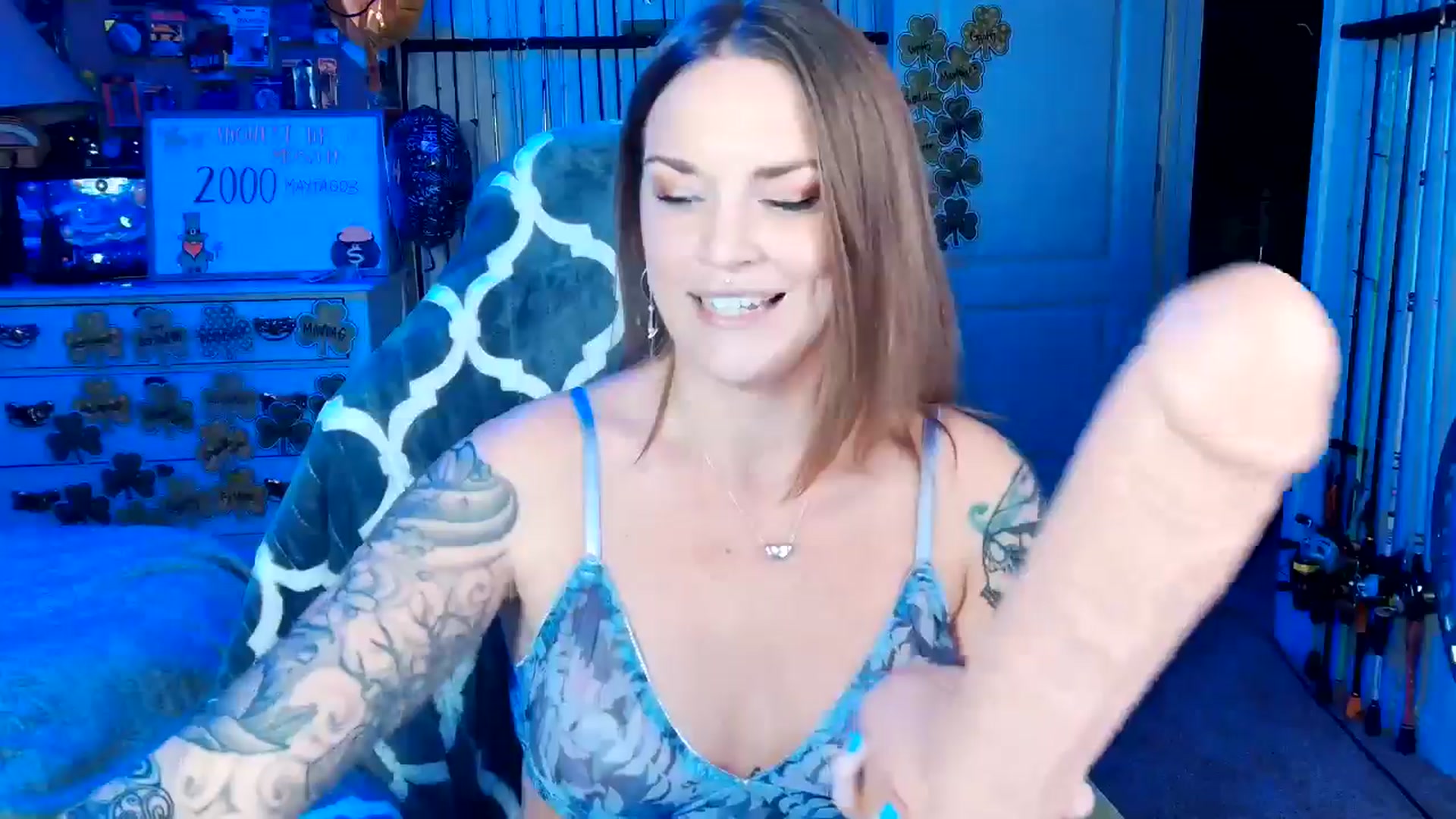 Gallery image thumbnail from MollieRose_'s myfreecams stream on, 03/08/2025, 01:55 image 17 of 20