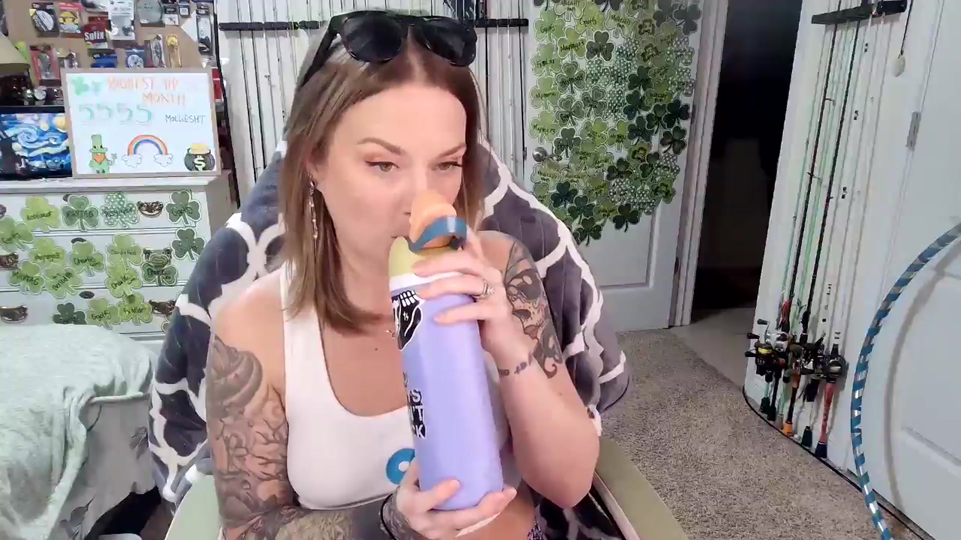 Gallery image thumbnail from MollieRose_'s myfreecams stream on, 03/12/2025, 02:44 image 4 of 20
