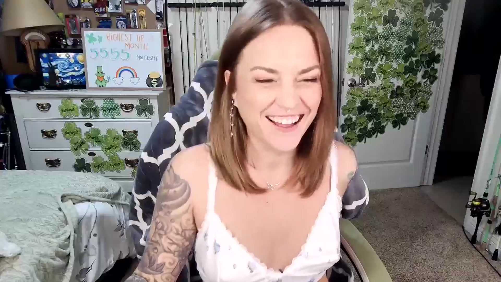 Gallery image thumbnail from MollieRose_'s myfreecams stream on, 03/14/2025, 03:38 image 9 of 20
