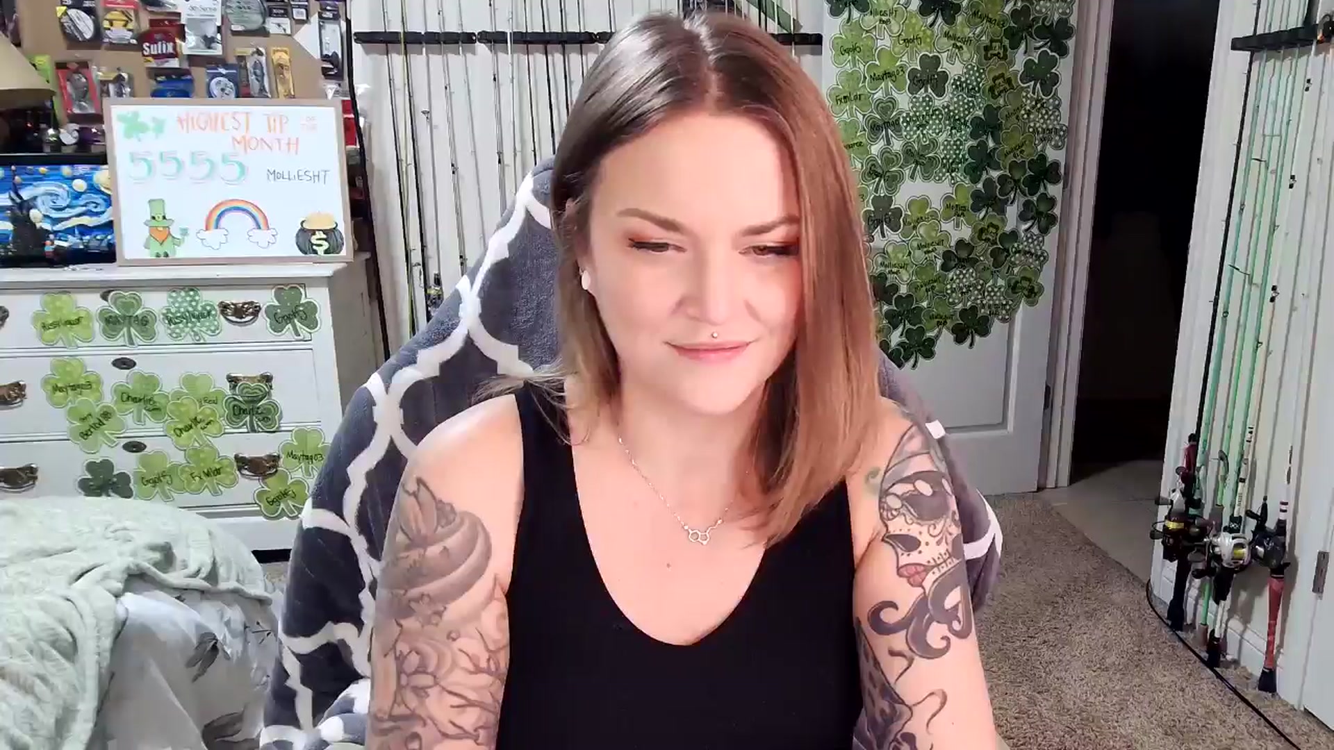 Gallery image thumbnail from MollieRose_'s myfreecams stream on, 03/15/2025, 24:01 image 5 of 20