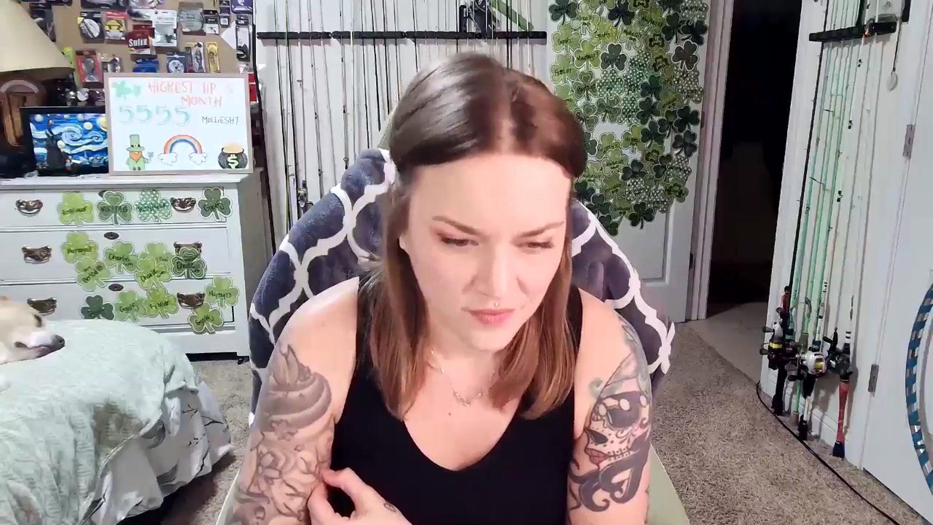 Gallery image thumbnail from MollieRose_'s myfreecams stream on, 03/15/2025, 03:41 image 13 of 20