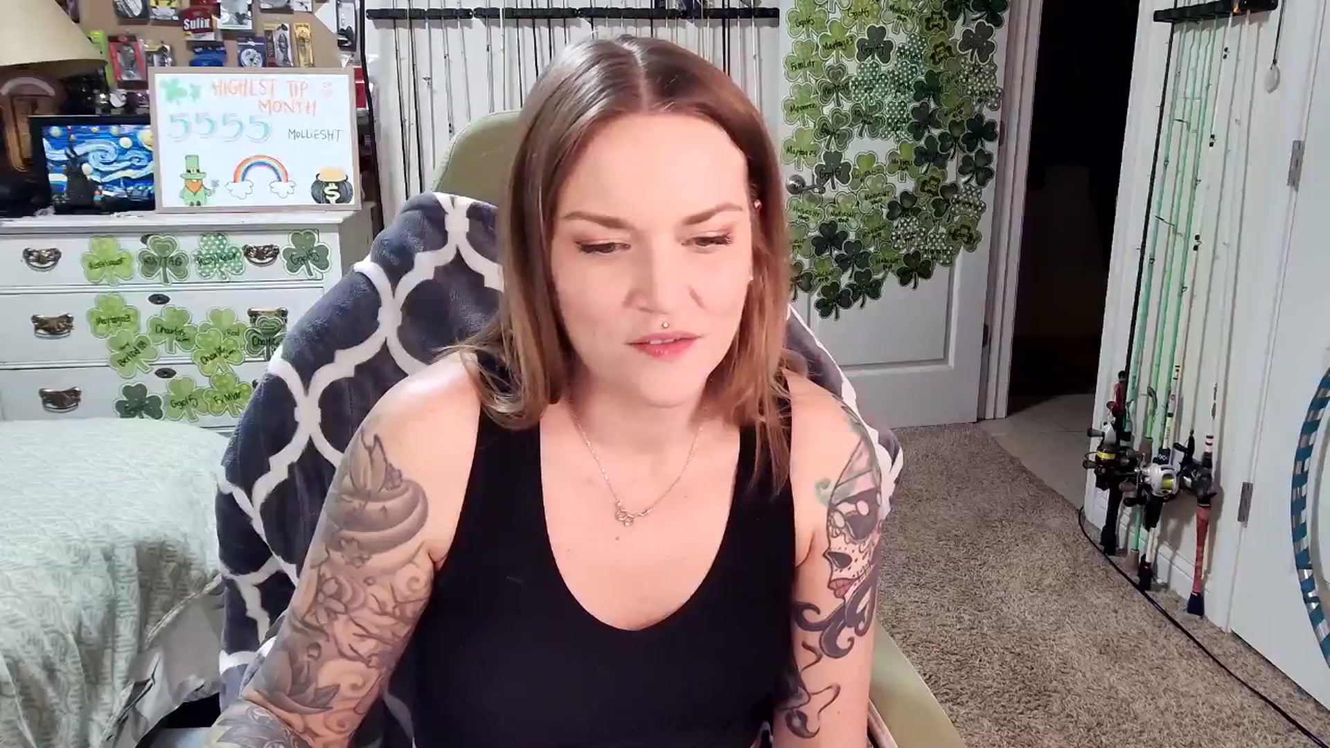 Gallery image thumbnail from MollieRose_'s myfreecams stream on, 03/15/2025, 03:41 image 9 of 20
