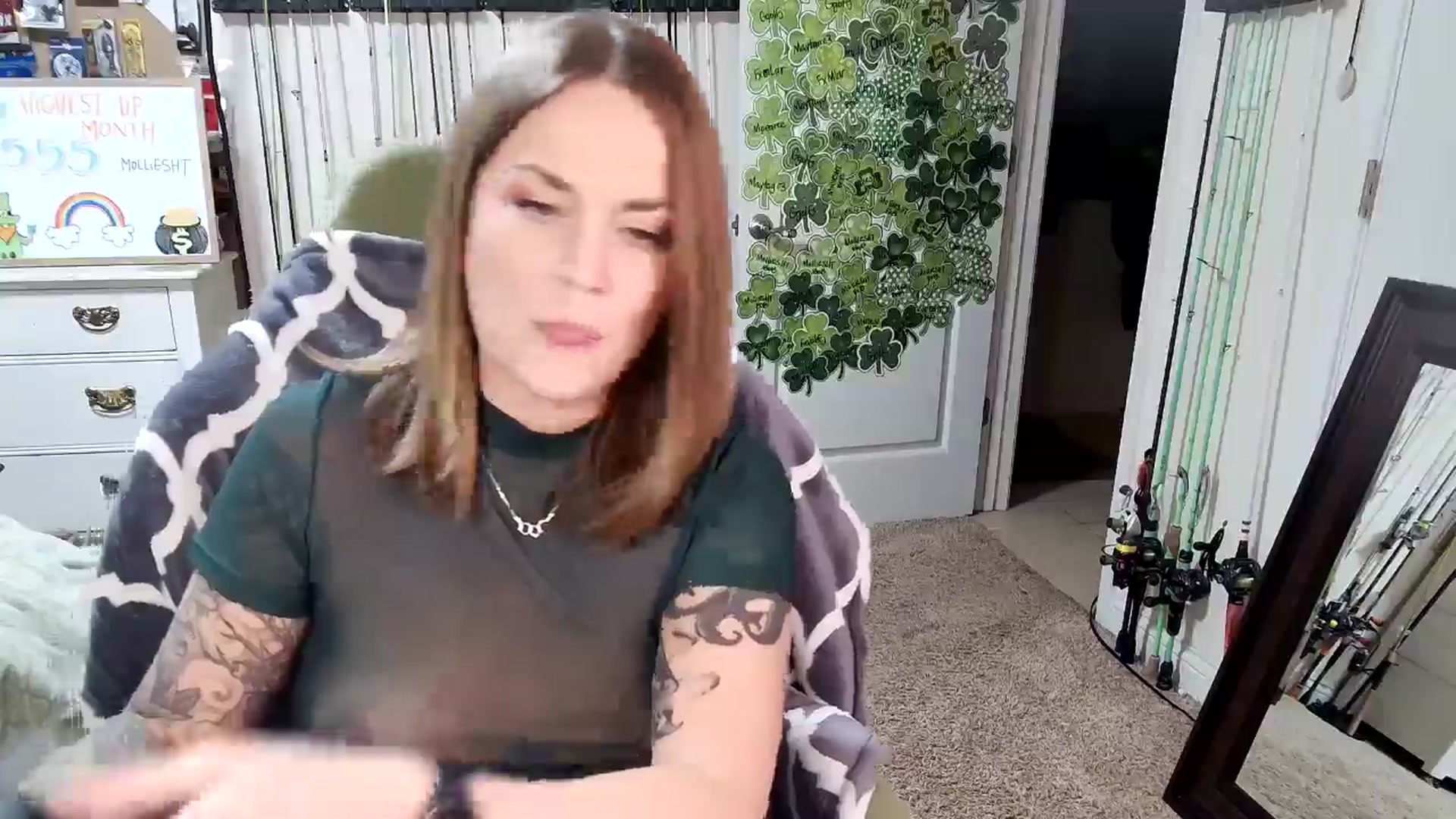 Gallery image thumbnail from MollieRose_'s myfreecams stream on, 03/18/2025, 04:31 image 16 of 20
