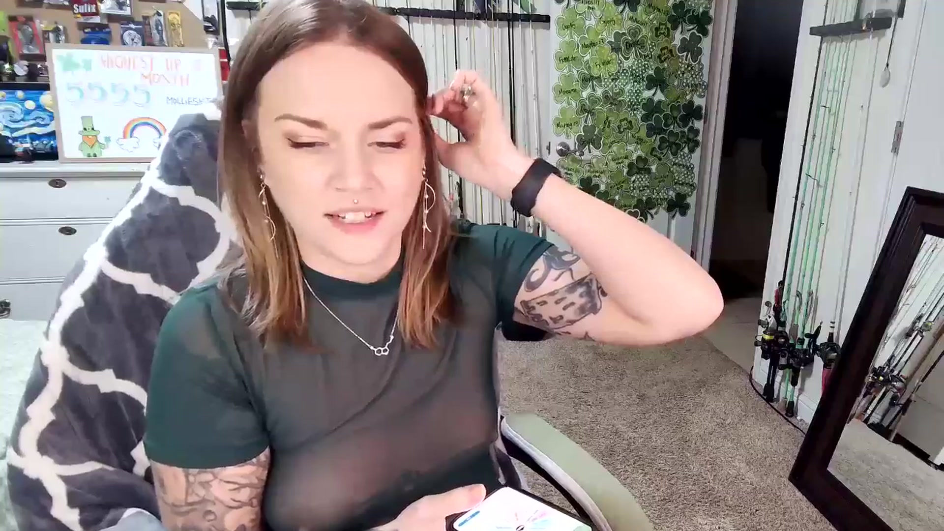 Gallery image thumbnail from MollieRose_'s myfreecams stream on, 03/18/2025, 06:18 image 12 of 20