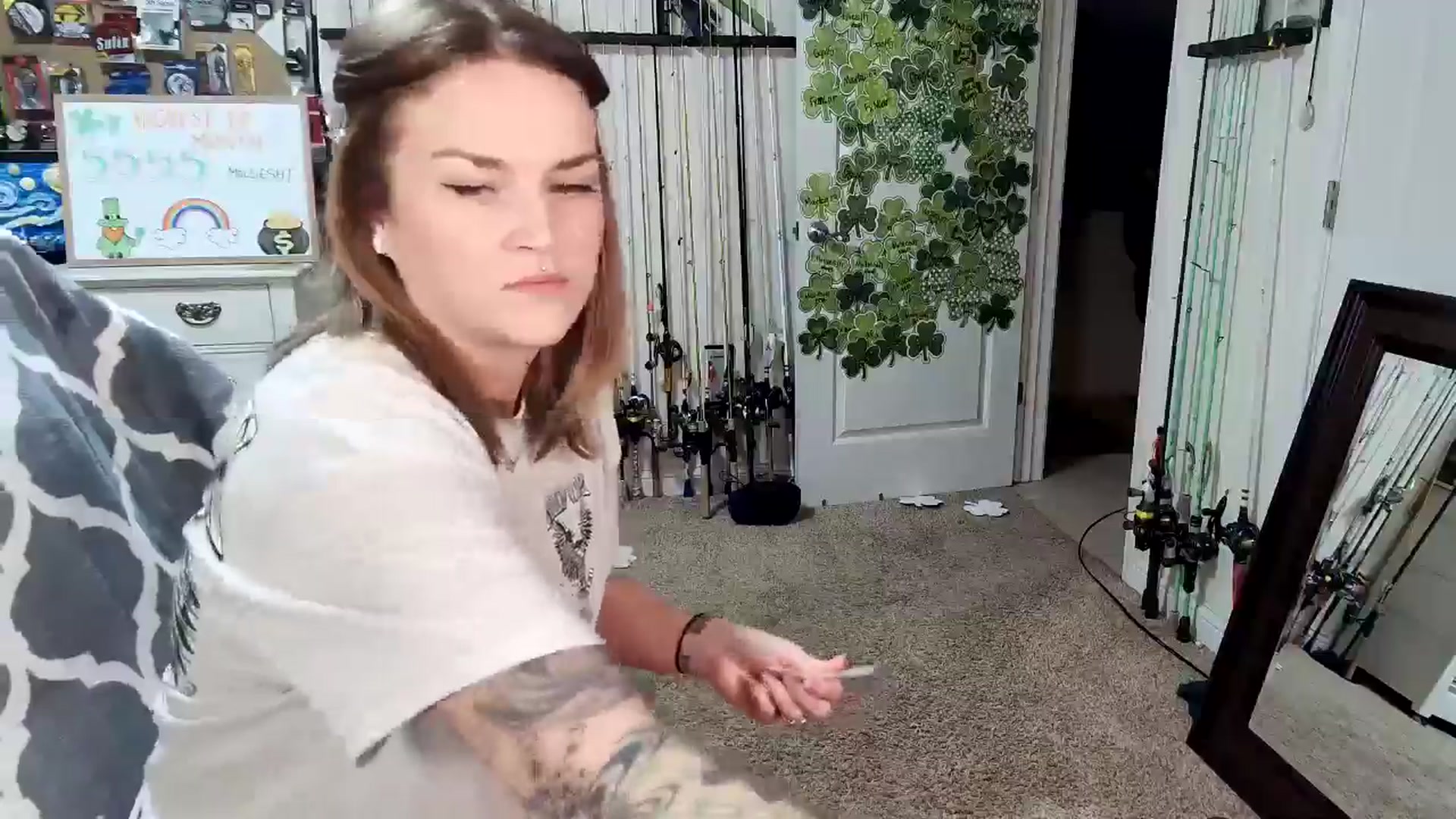 Gallery image thumbnail from MollieRose_'s myfreecams stream on, 03/19/2025, 24:00 image 4 of 20
