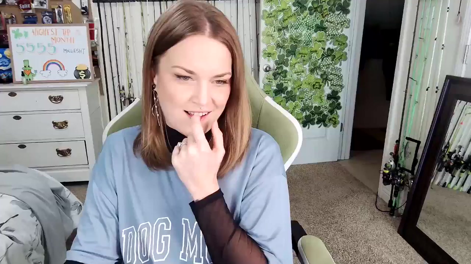 Gallery image thumbnail from MollieRose_'s myfreecams stream on, 03/26/2025, 03:15 image 5 of 20
