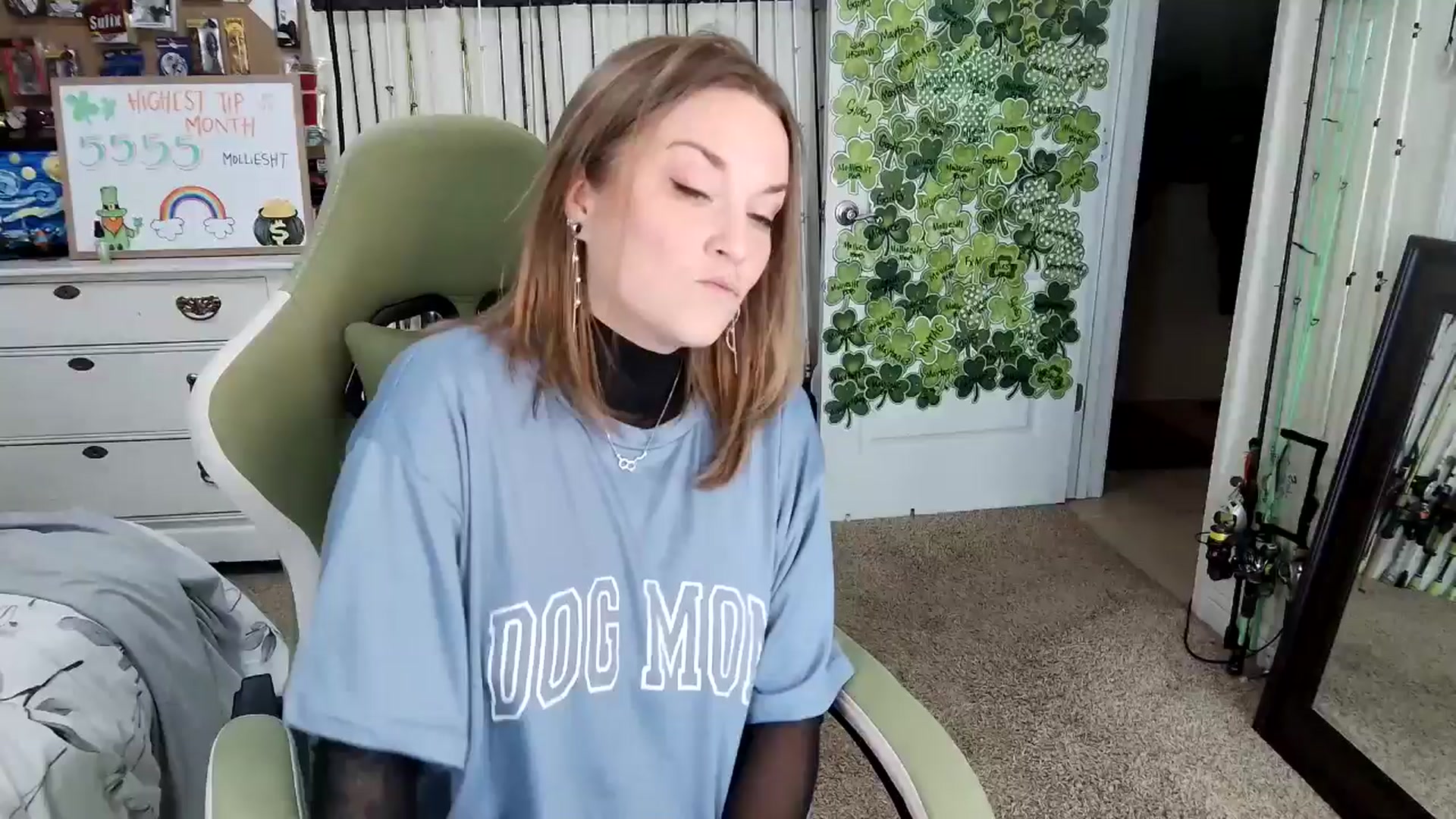 Gallery image thumbnail from MollieRose_'s myfreecams stream on, 03/26/2025, 03:15 image 19 of 20