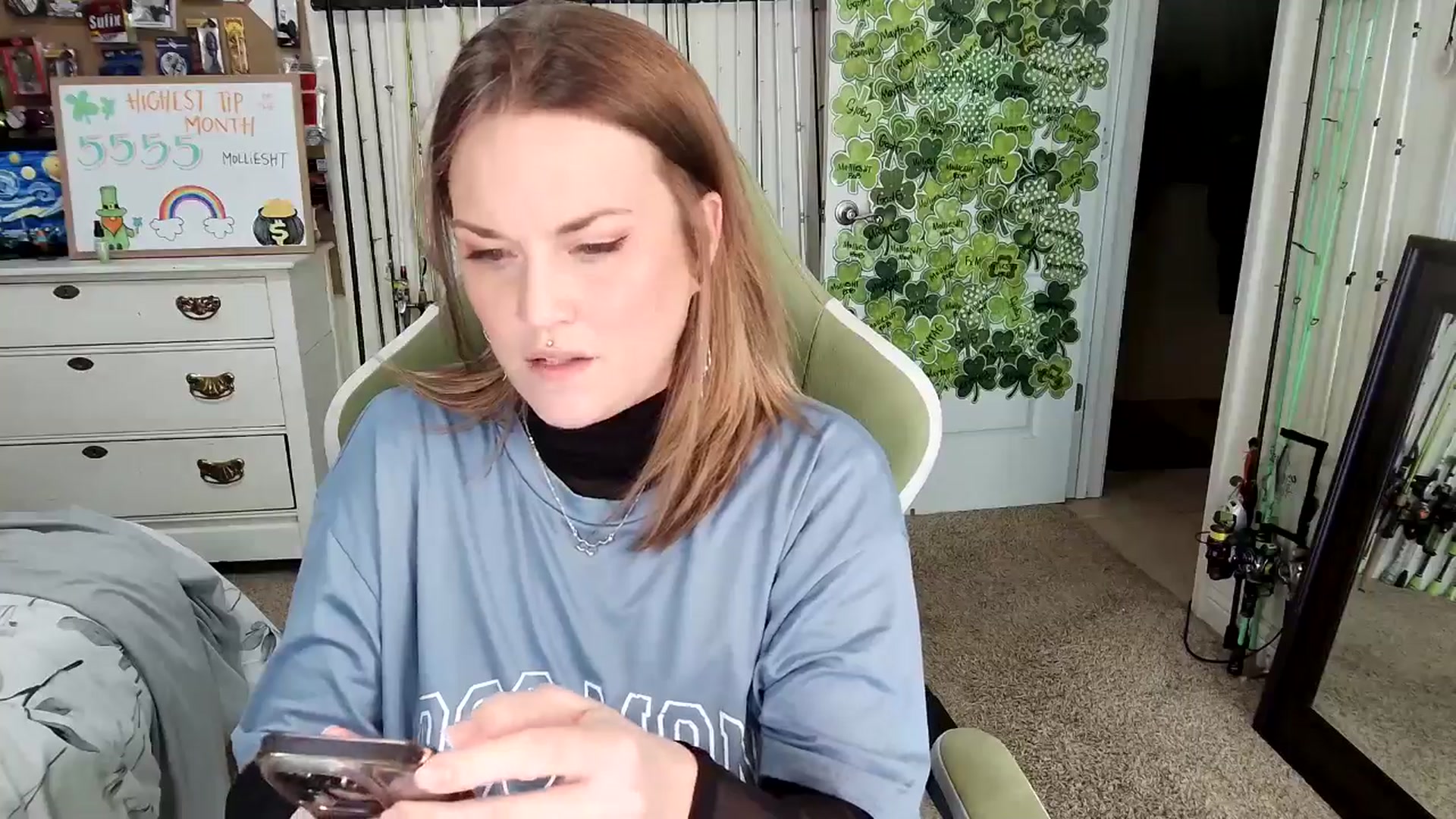 Gallery image thumbnail from MollieRose_'s myfreecams stream on, 03/26/2025, 03:15 image 15 of 20