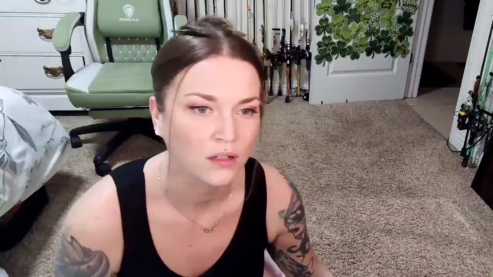 Gallery image thumbnail from MollieRose_'s myfreecams stream on, 03/27/2025, 02:54 image 11 of 20