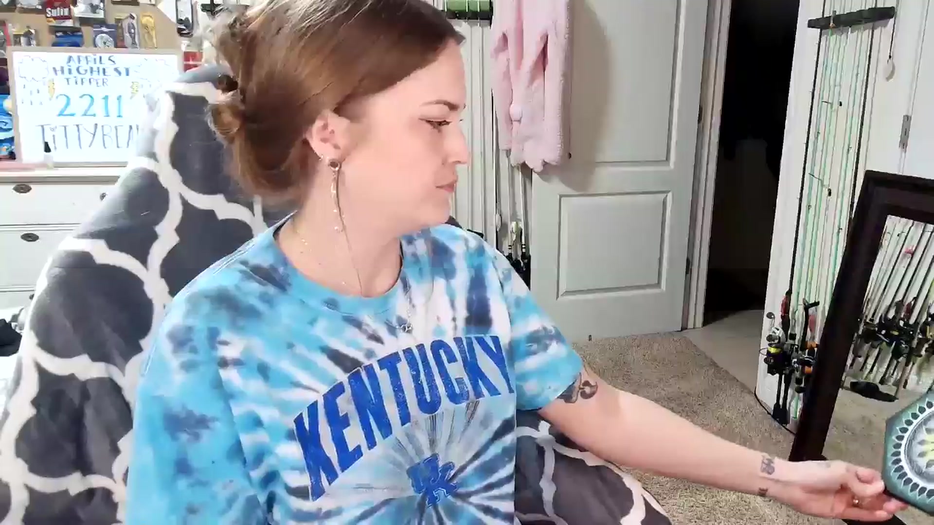 Gallery image thumbnail from MollieRose_'s myfreecams stream on, 04/05/2025, 04:35 image 12 of 20