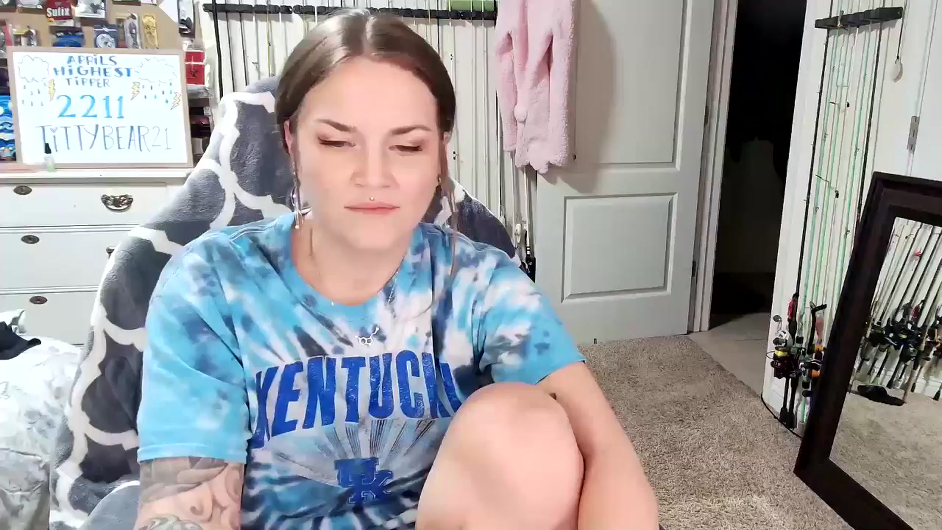 Gallery image thumbnail from MollieRose_'s myfreecams stream on, 04/05/2025, 04:35 image 8 of 20