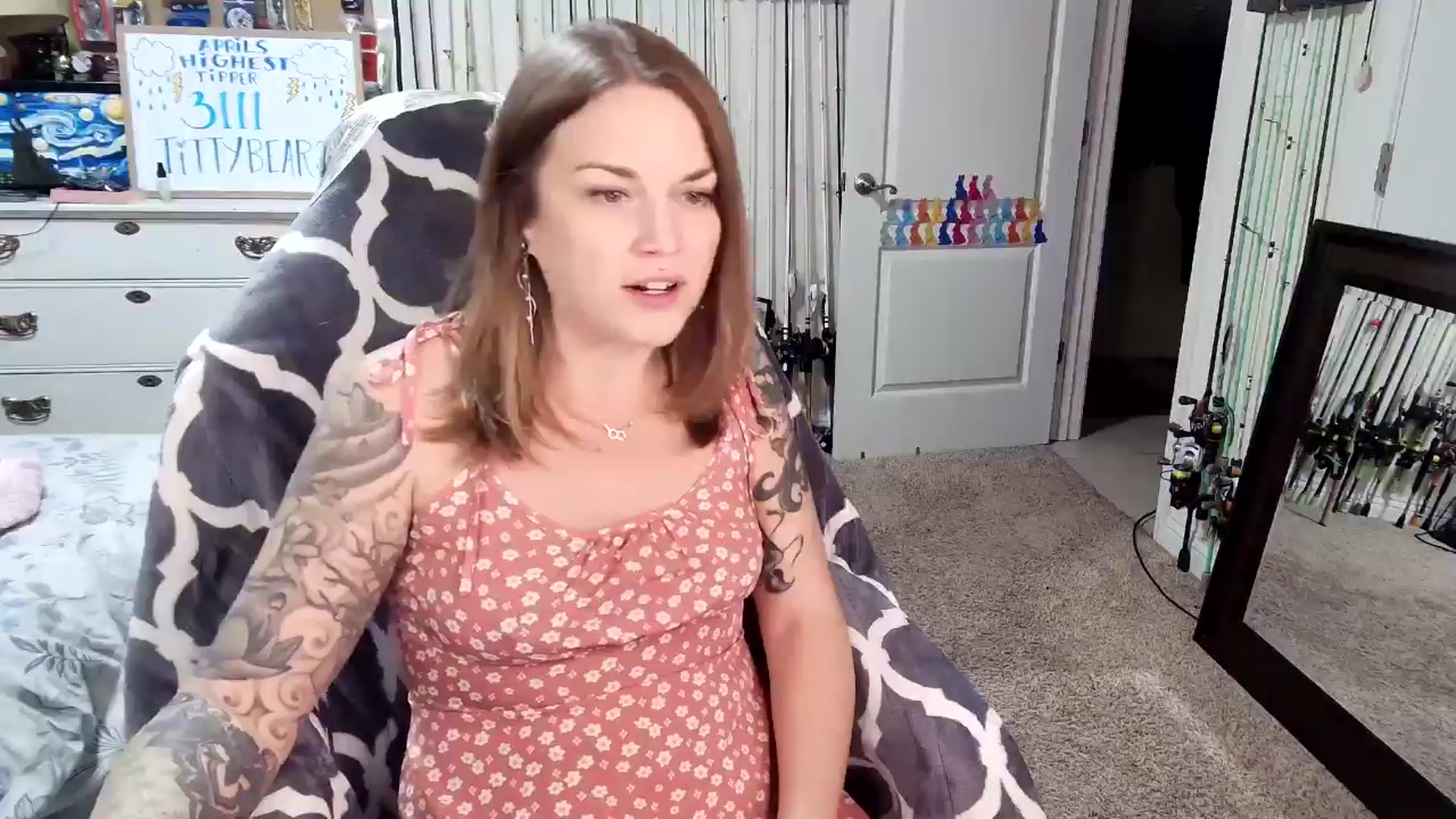 Gallery image thumbnail from MollieRose_'s myfreecams stream on, 04/10/2025, 24:24 image 17 of 20