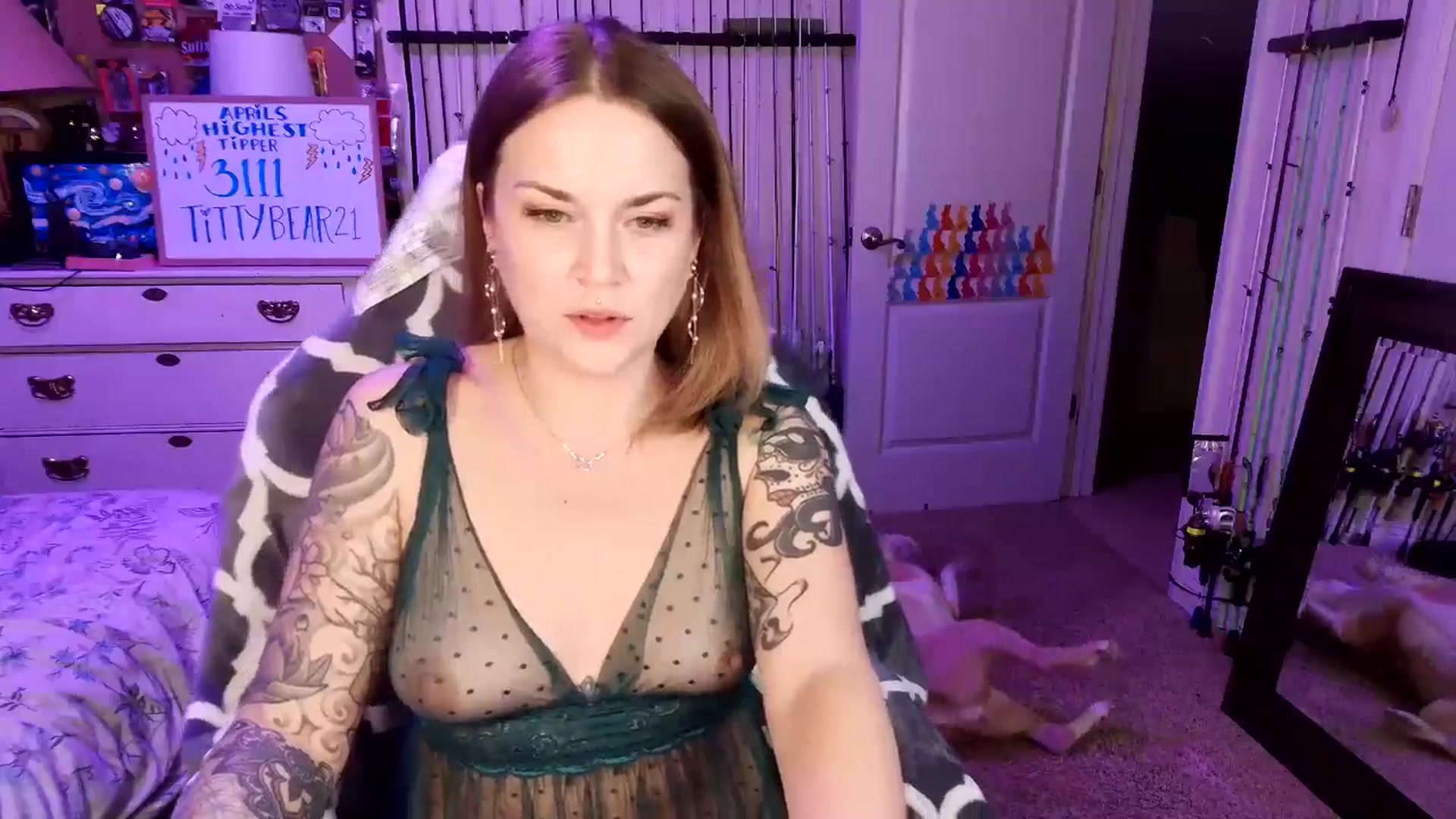 Gallery image thumbnail from MollieRose_'s myfreecams stream on, 04/15/2025, 02:33 image 7 of 20