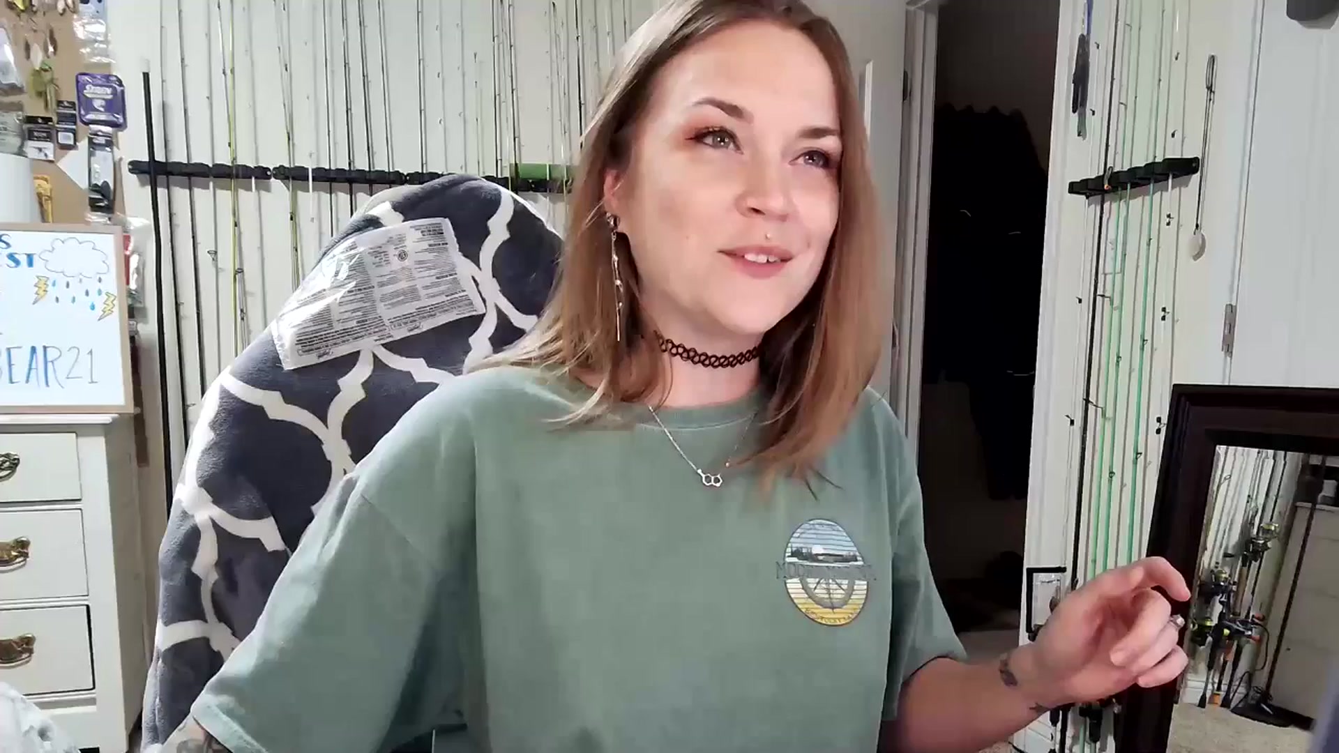 Gallery image thumbnail from MollieRose_'s myfreecams stream on, 04/16/2025, 02:47 image 1 of 20