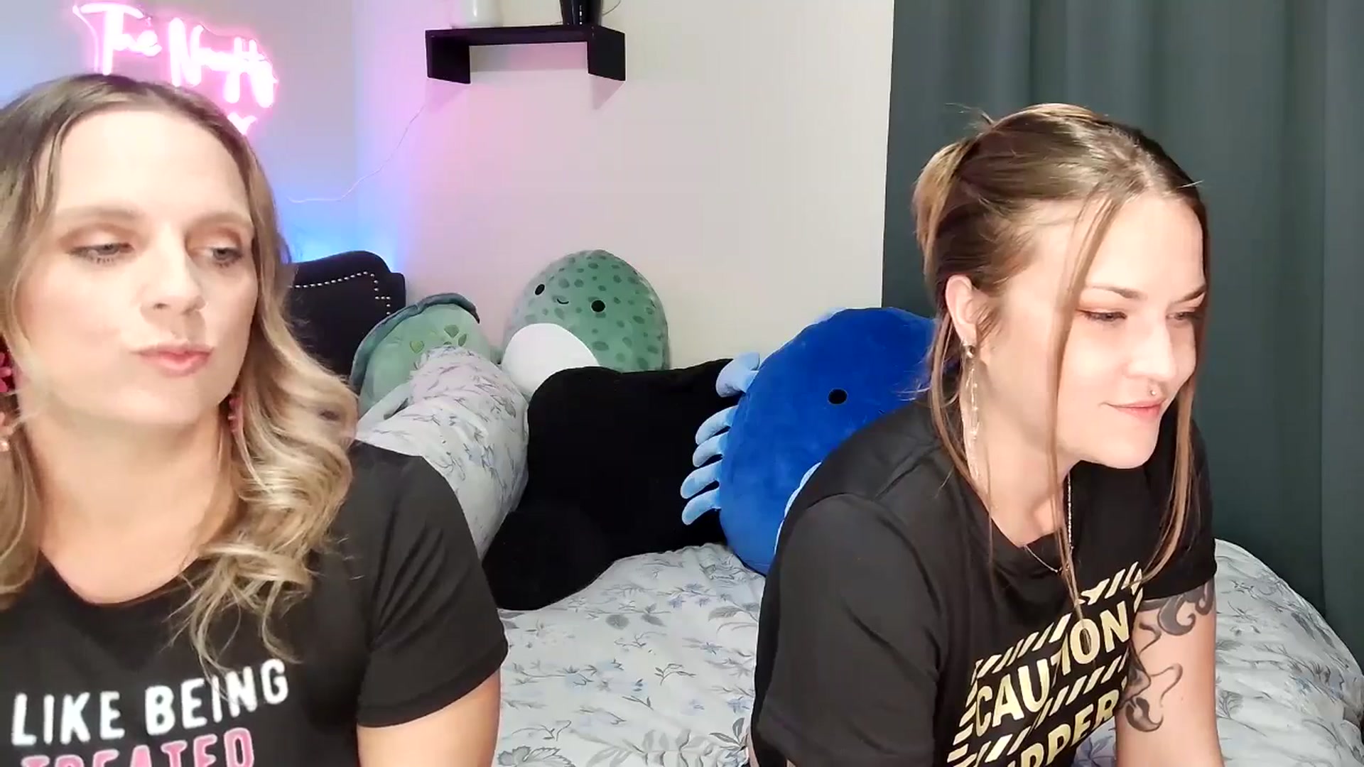 Gallery image thumbnail from MollieRose_'s myfreecams stream on, 04/23/2025, 03:33 image 4 of 20