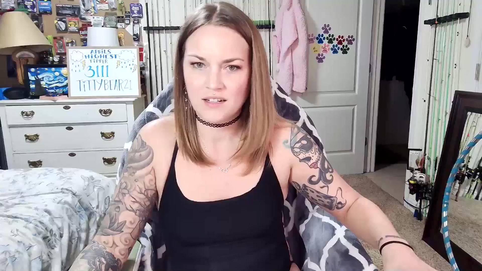 Gallery image thumbnail from MollieRose_'s myfreecams stream on, 04/24/2025, 24:57 image 6 of 20