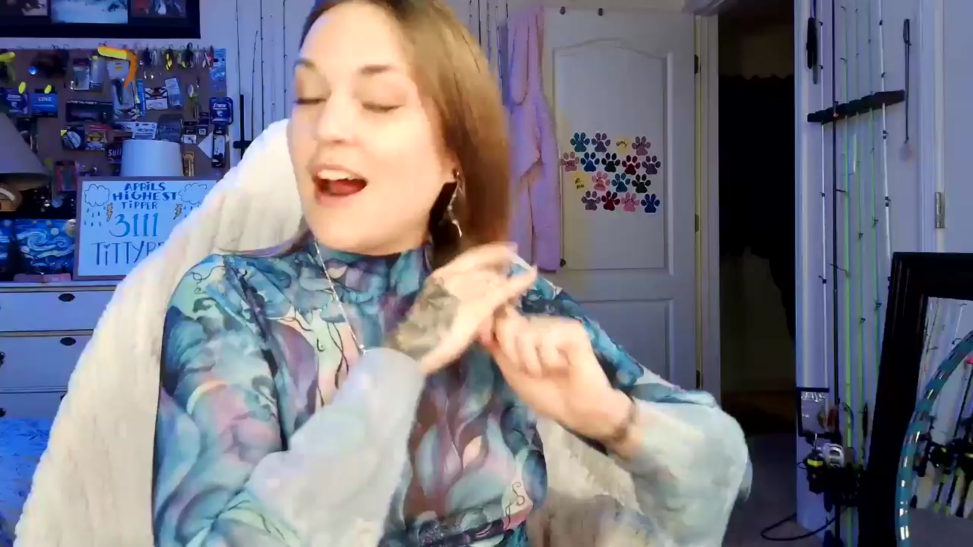 Gallery image thumbnail from MollieRose_'s myfreecams stream on, 04/25/2025, 24:00 image 1 of 20
