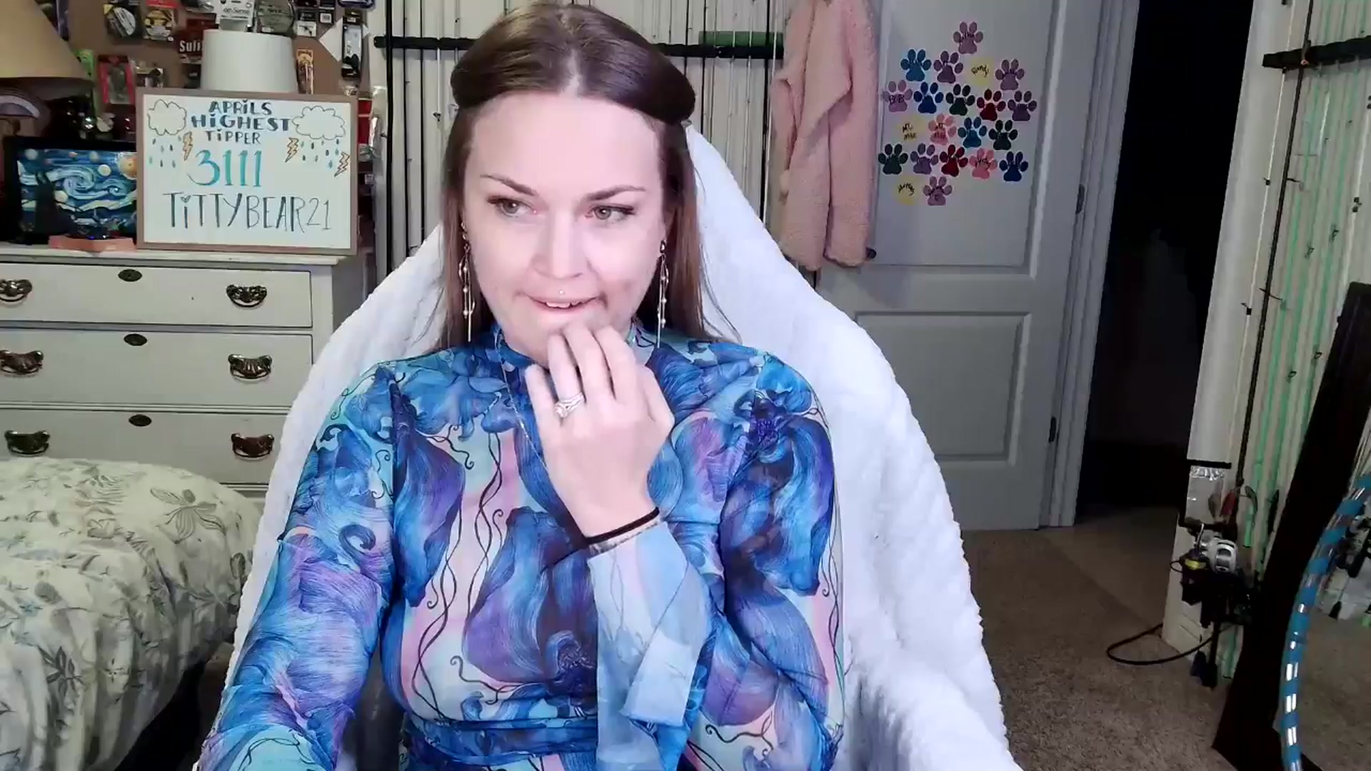 Gallery image thumbnail from MollieRose_'s myfreecams stream on, 04/25/2025, 03:58 image 8 of 20