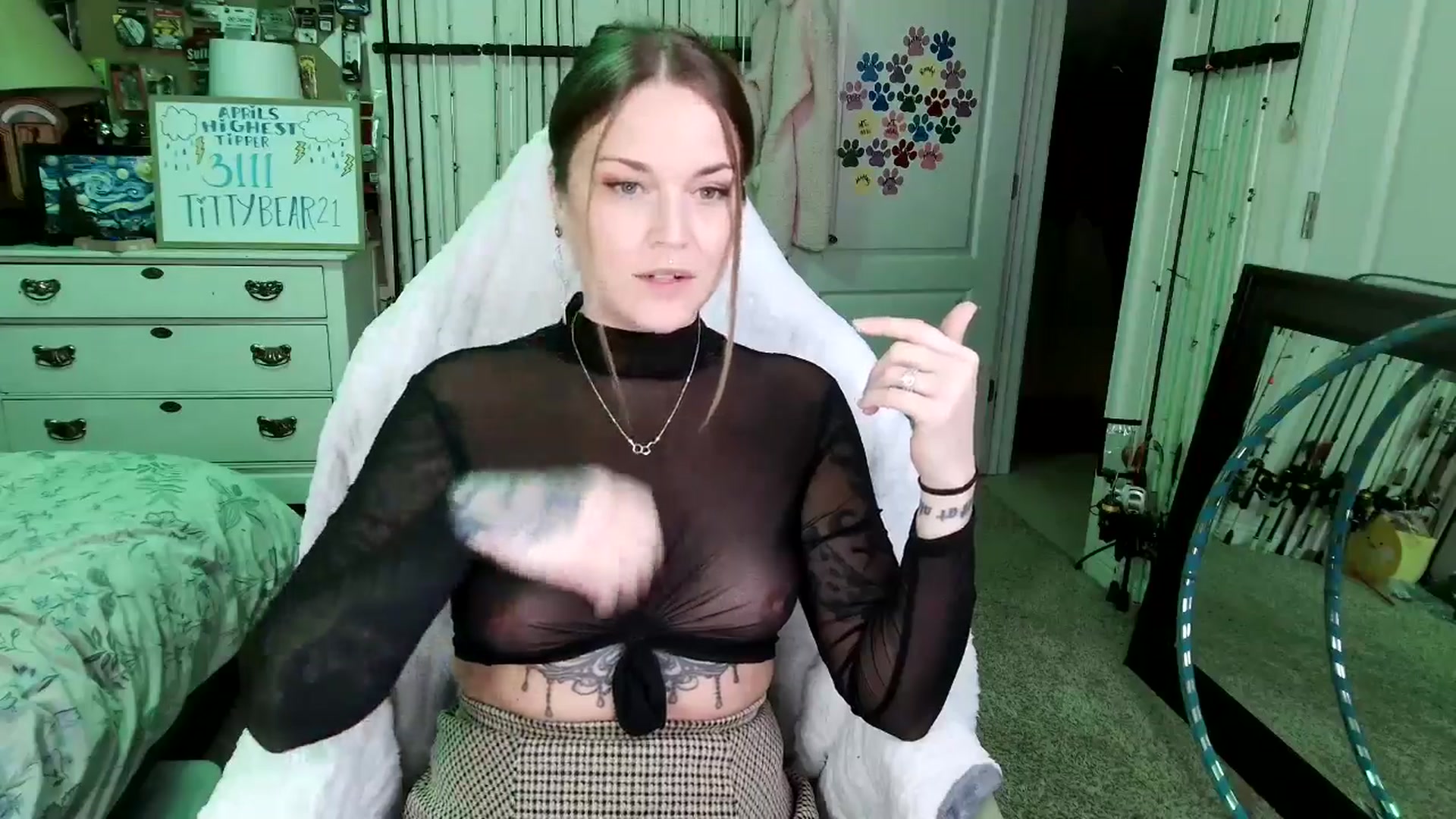 Gallery image thumbnail from MollieRose_'s myfreecams stream on, 04/26/2025, 24:01 image 12 of 20