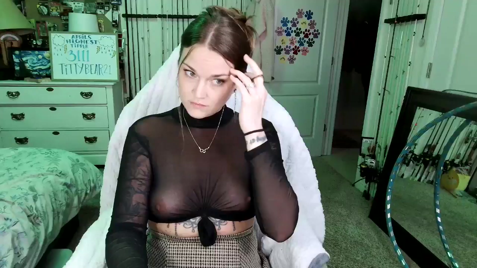 Gallery image thumbnail from MollieRose_'s myfreecams stream on, 04/26/2025, 24:01 image 9 of 20