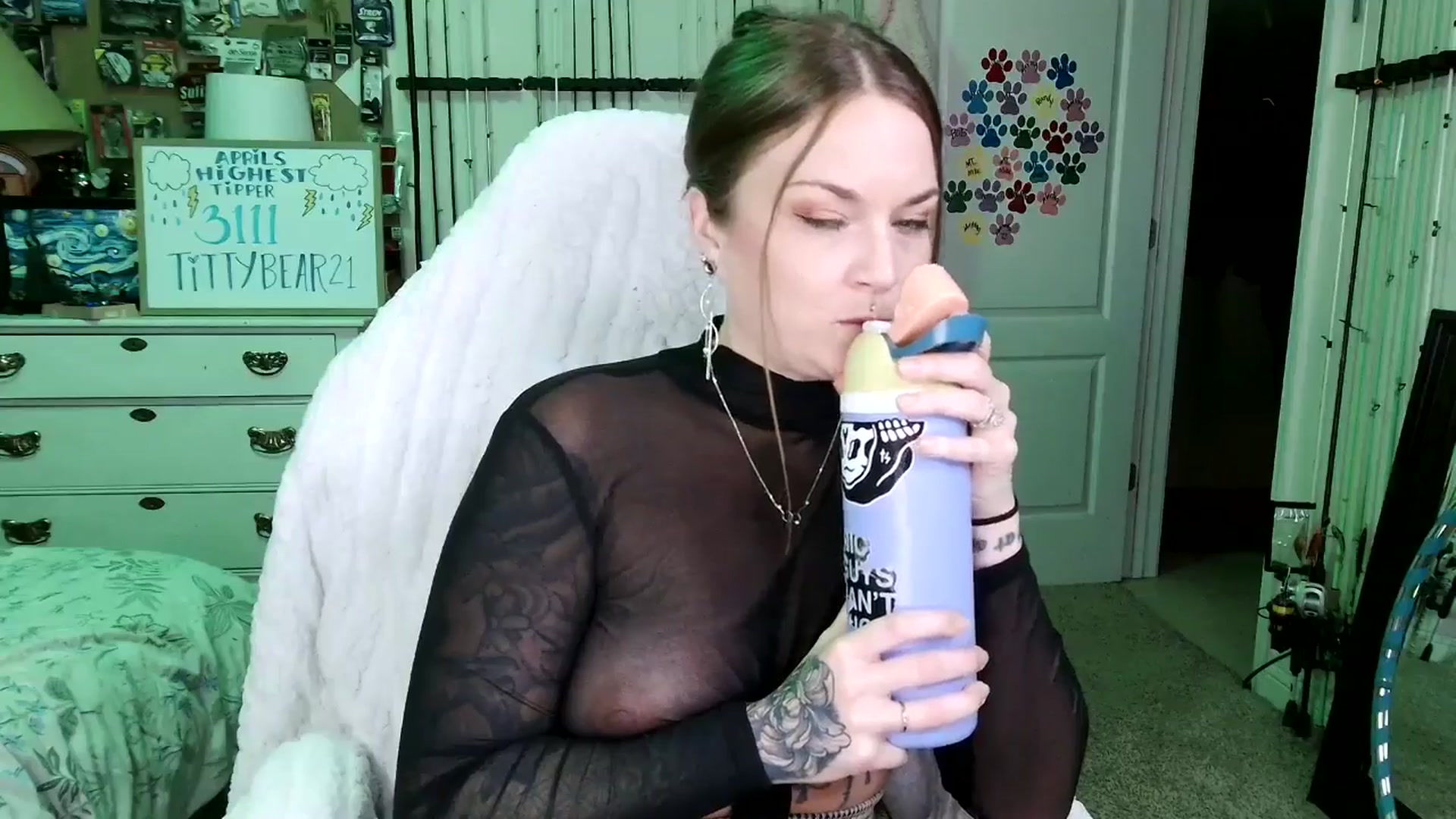 Gallery image thumbnail from MollieRose_'s myfreecams stream on, 04/26/2025, 24:01 image 19 of 20