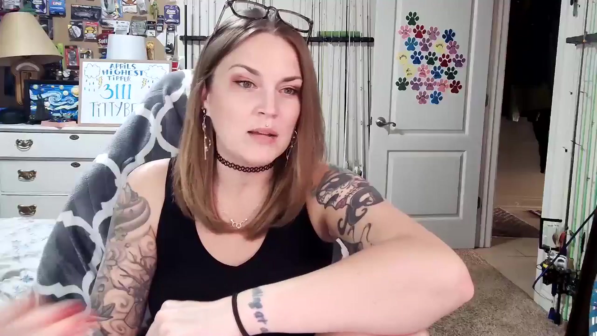 Gallery image thumbnail from MollieRose_'s myfreecams stream on, 04/29/2025, 02:27 image 3 of 20