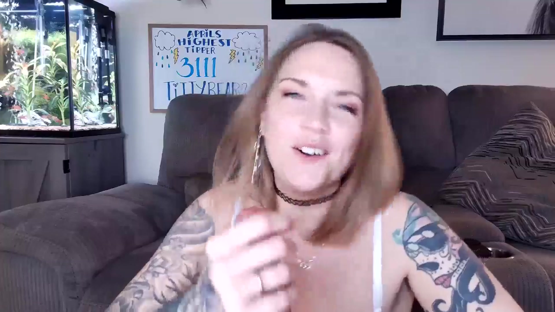 Gallery image thumbnail from MollieRose_'s myfreecams stream on, 04/30/2025, 24:04 image 16 of 20