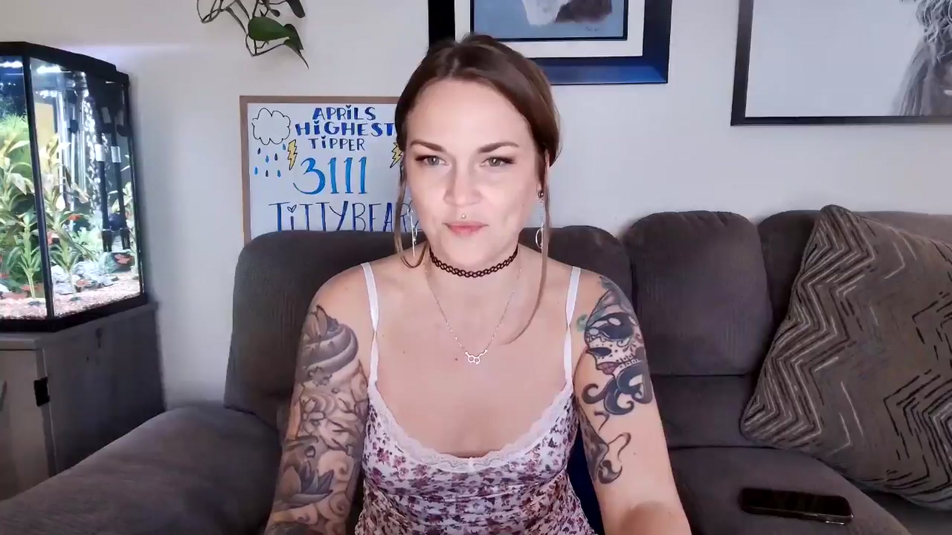 Gallery image thumbnail from MollieRose_'s myfreecams stream on, 04/30/2025, 02:54 image 8 of 20