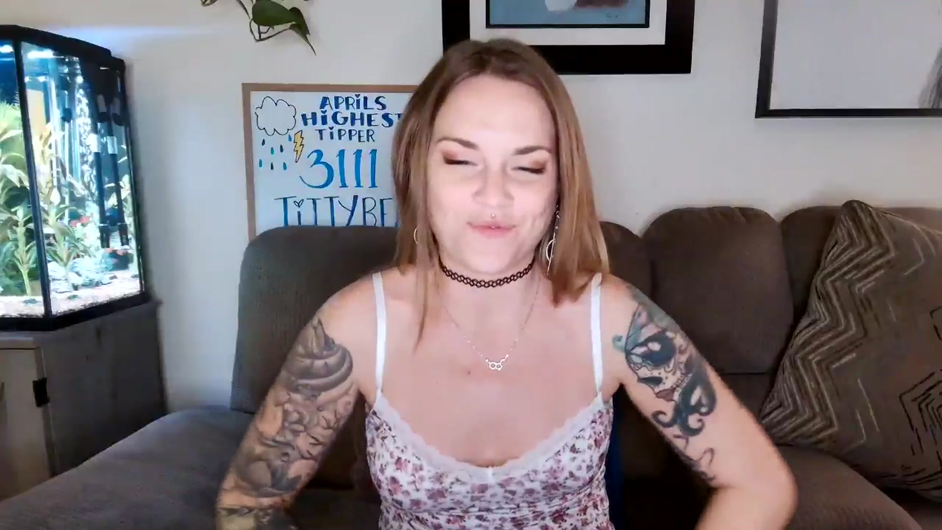Gallery image thumbnail from MollieRose_'s myfreecams stream on, 04/30/2025, 02:54 image 5 of 20