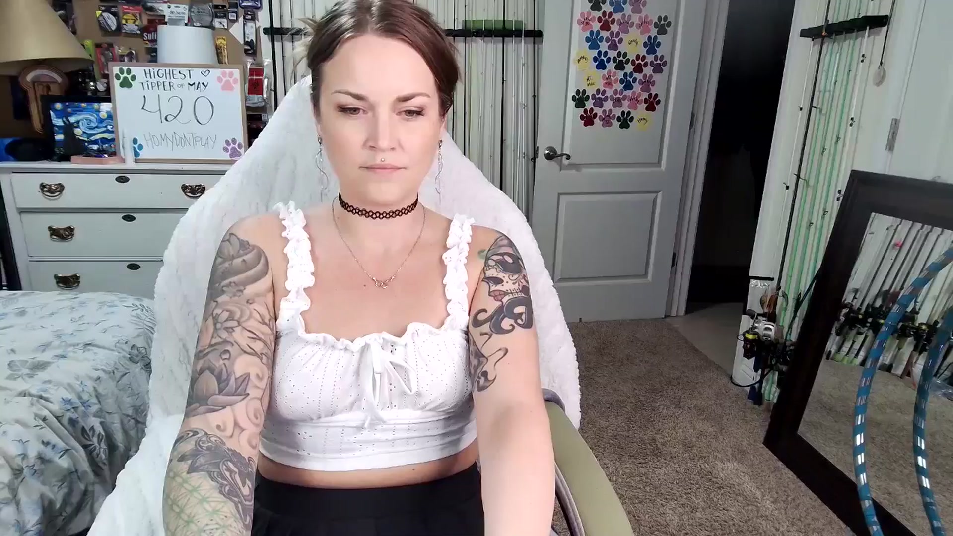 Gallery image thumbnail from MollieRose_'s myfreecams stream on, 05/02/2025, 02:57 image 13 of 20