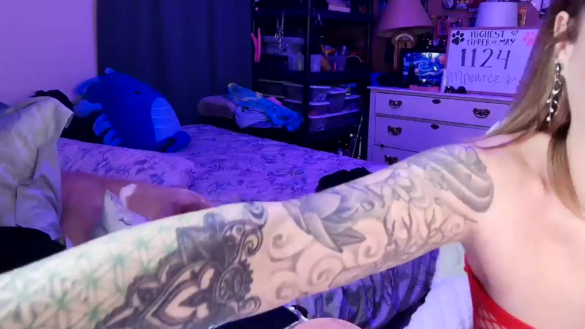 Gallery image thumbnail from MollieRose_'s myfreecams stream on, 05/06/2025, 04:19 image 7 of 20